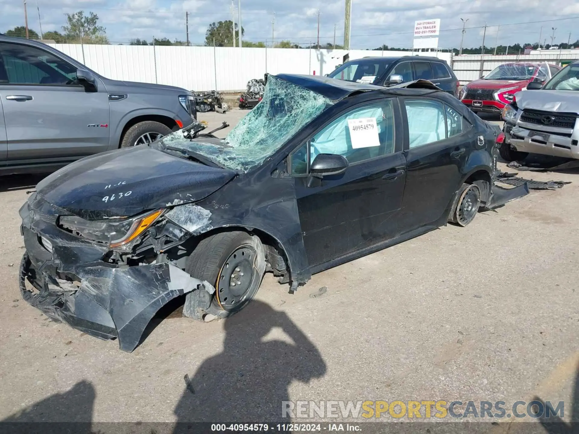 2 fotografías del automóvil dañado 5YFEPMAEXMP219630 TOYOTA COROLLA 2021