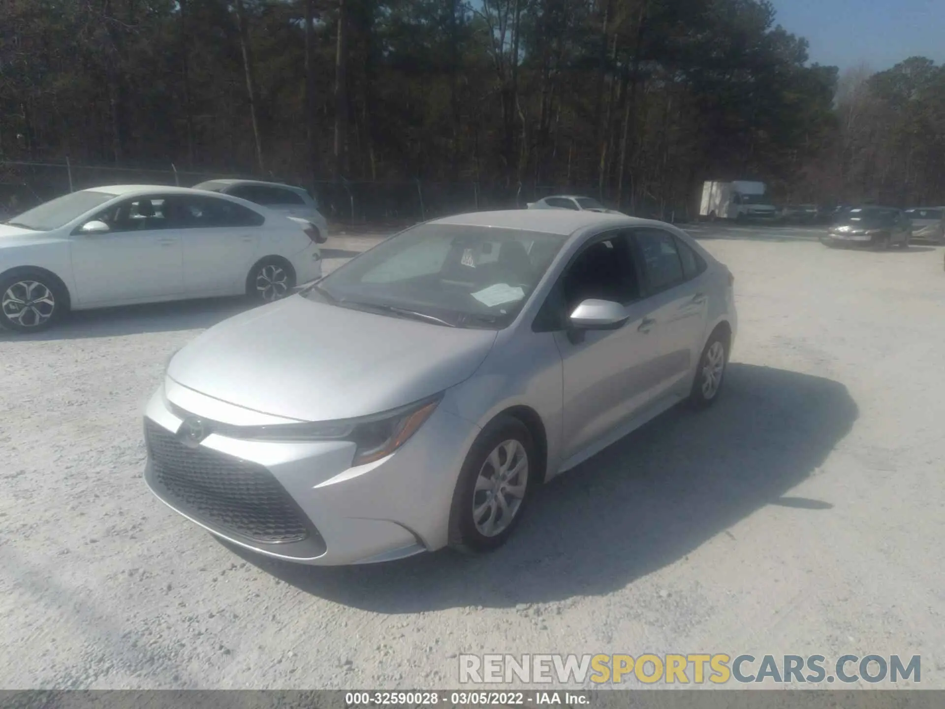 2 fotografías del automóvil dañado 5YFEPMAEXMP220051 TOYOTA COROLLA 2021