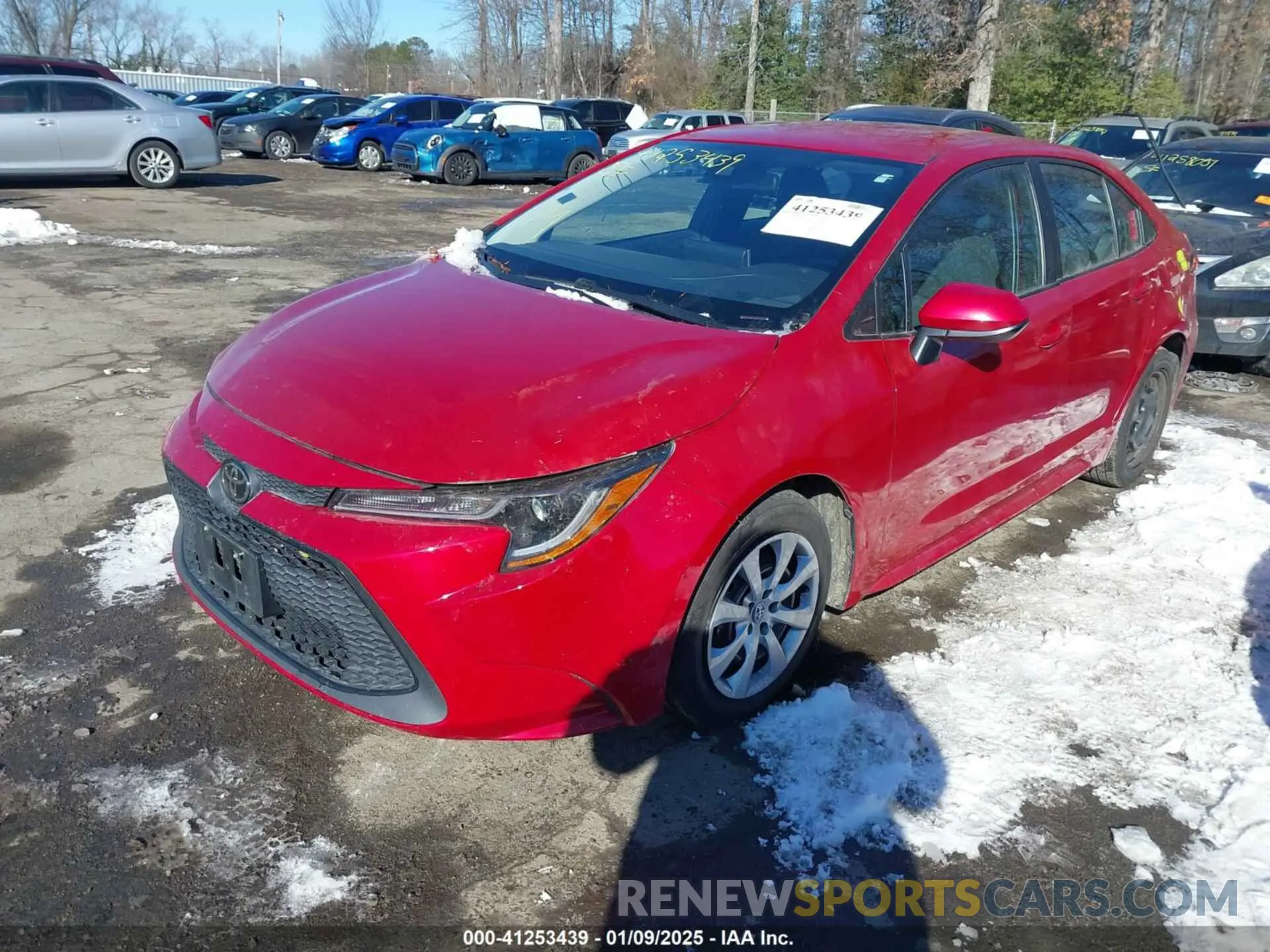 2 fotografías del automóvil dañado 5YFEPMAEXMP237674 TOYOTA COROLLA 2021