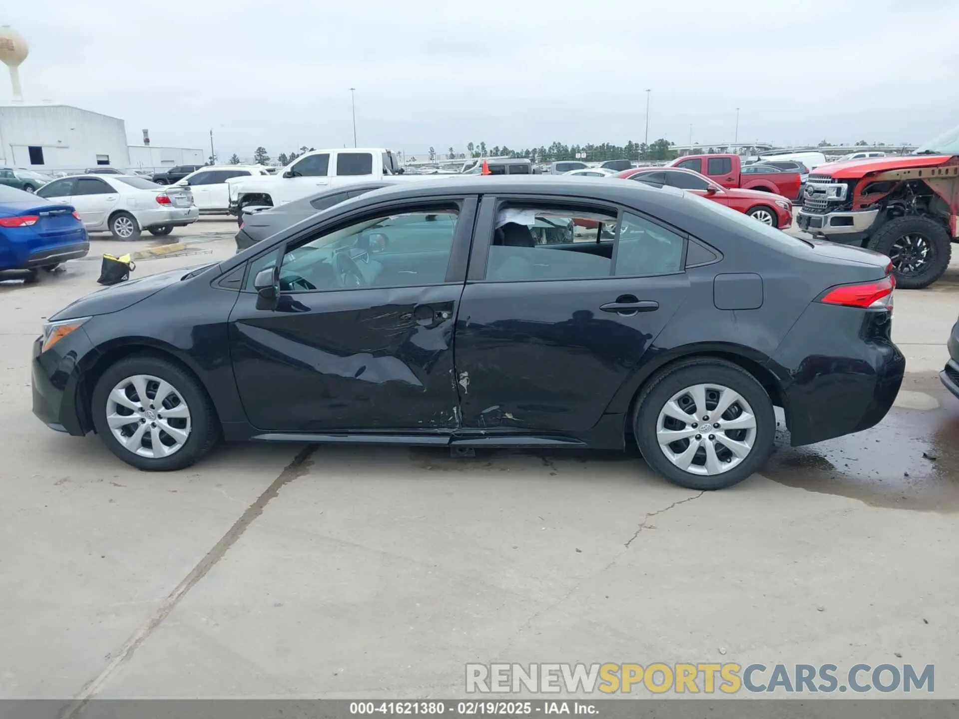 14 fotografías del automóvil dañado 5YFEPMAEXMP238498 TOYOTA COROLLA 2021