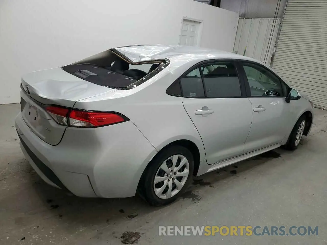 3 fotografías del automóvil dañado 5YFEPMAEXMP251381 TOYOTA COROLLA 2021