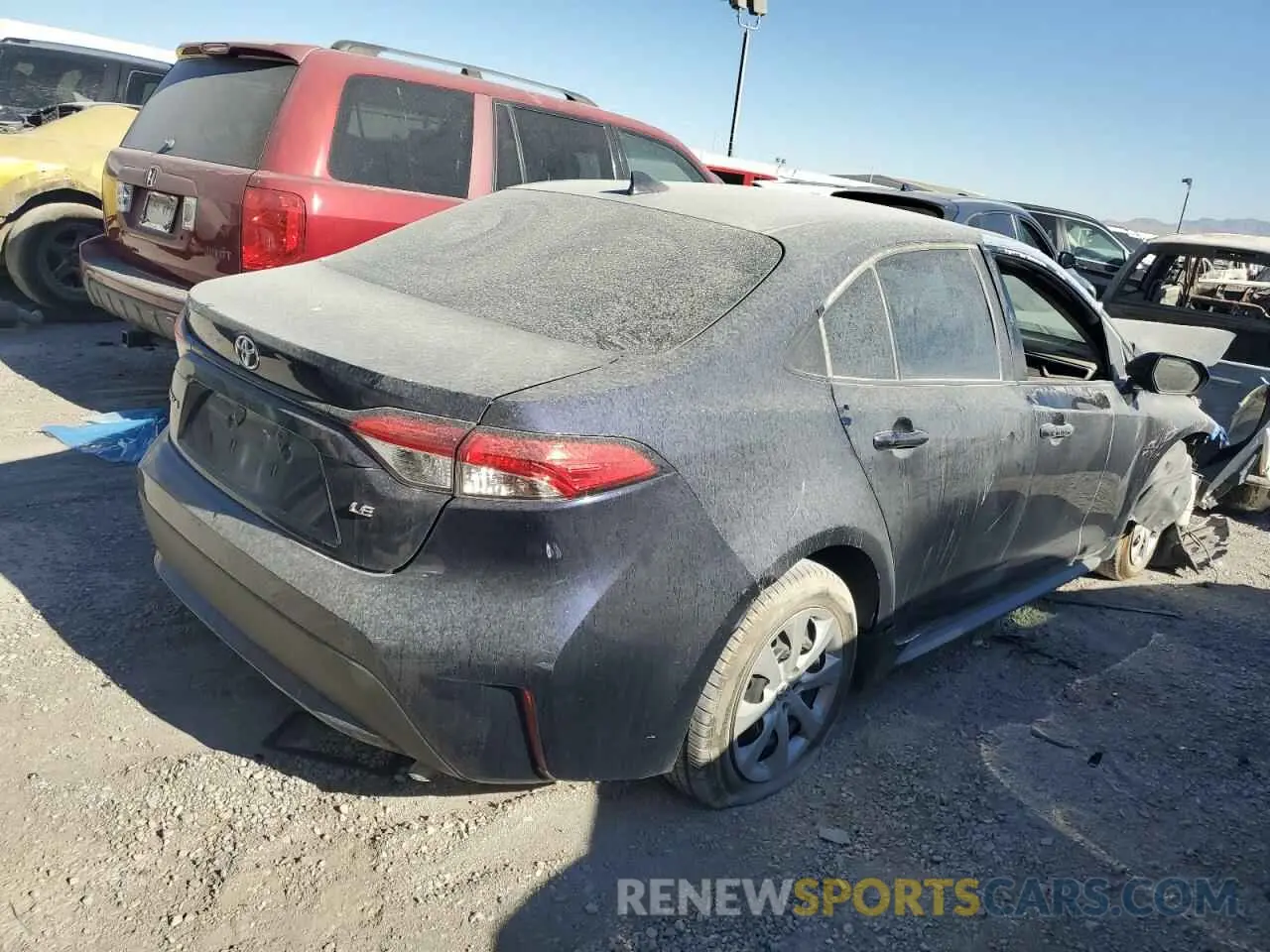 3 fotografías del automóvil dañado 5YFEPMAEXMP255480 TOYOTA COROLLA 2021