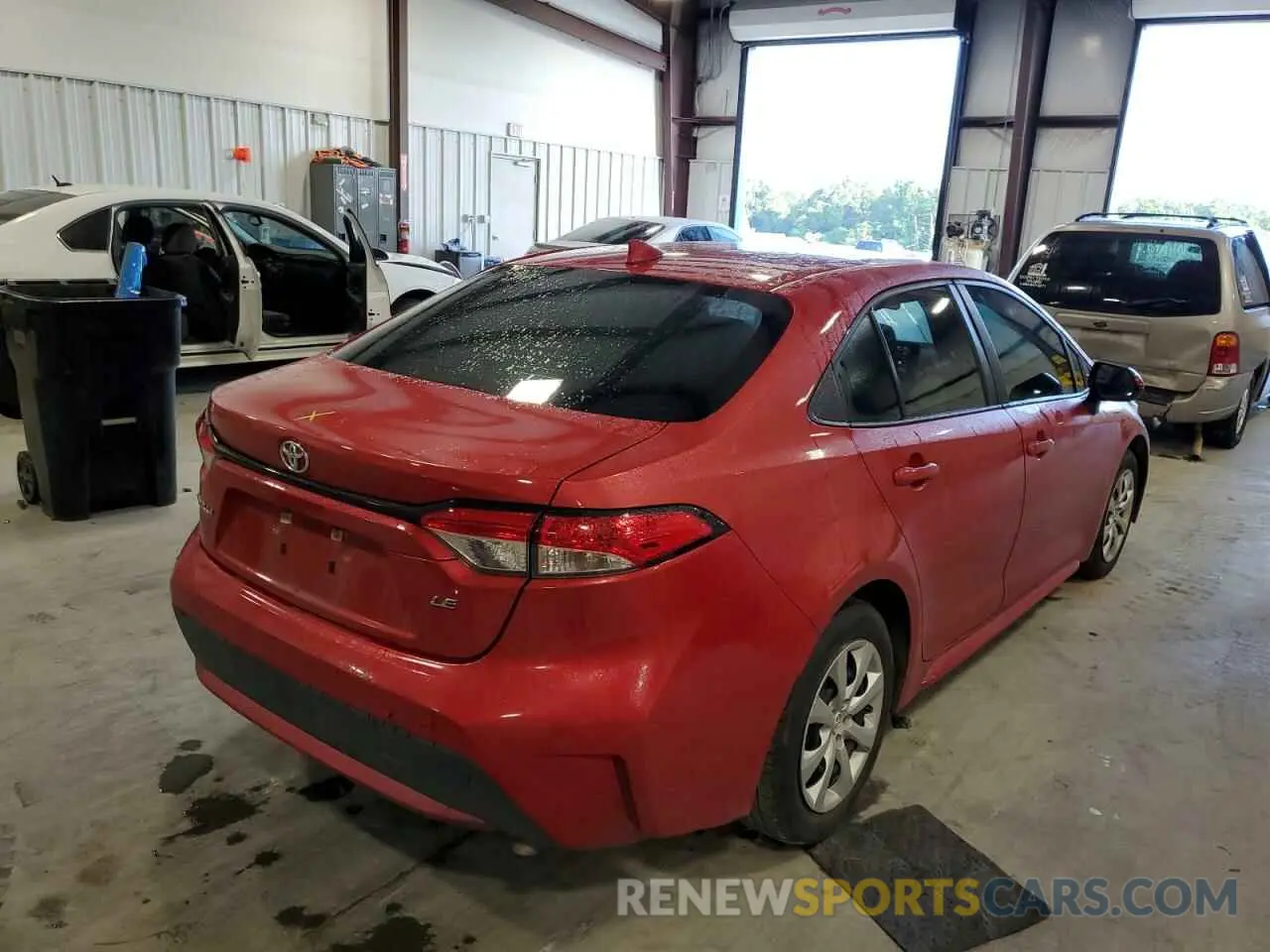 4 fotografías del automóvil dañado 5YFEPMAEXMP269427 TOYOTA COROLLA 2021