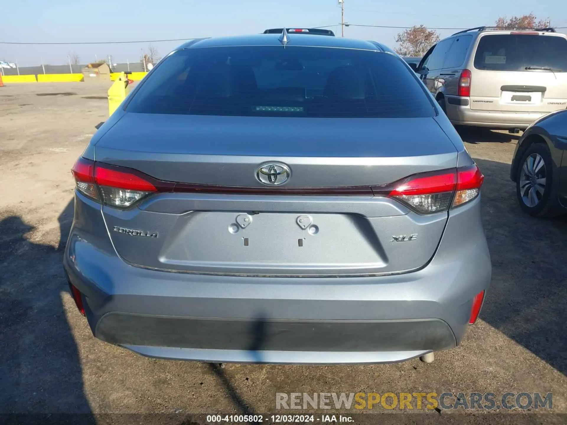 16 fotografías del automóvil dañado 5YFFPMAE4MP270061 TOYOTA COROLLA 2021