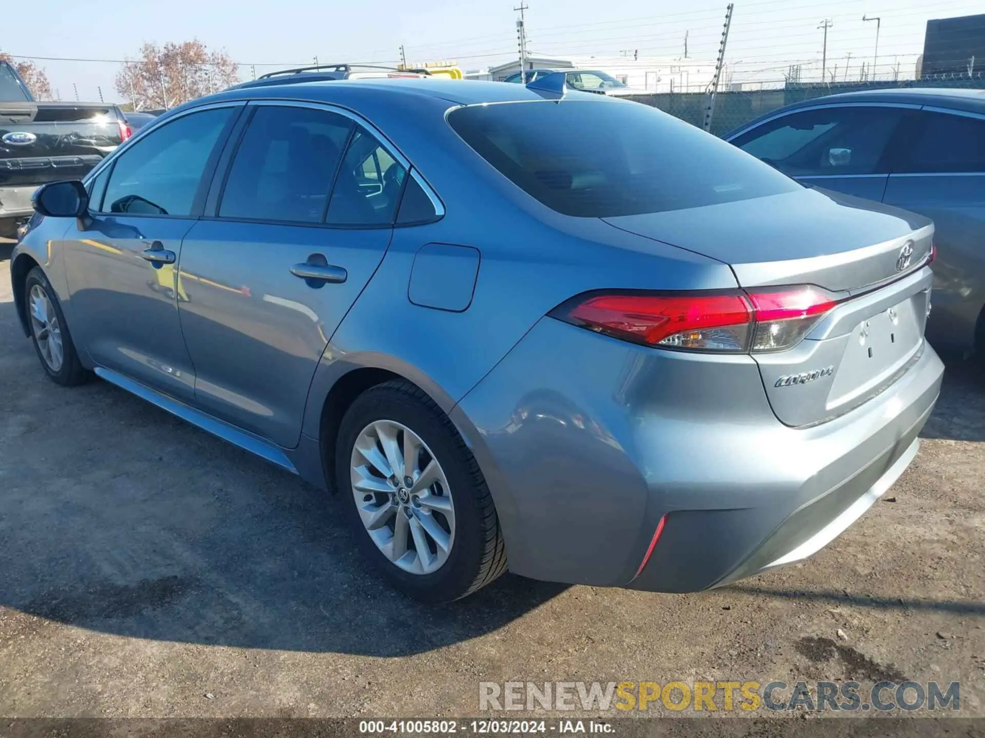 3 fotografías del automóvil dañado 5YFFPMAE4MP270061 TOYOTA COROLLA 2021