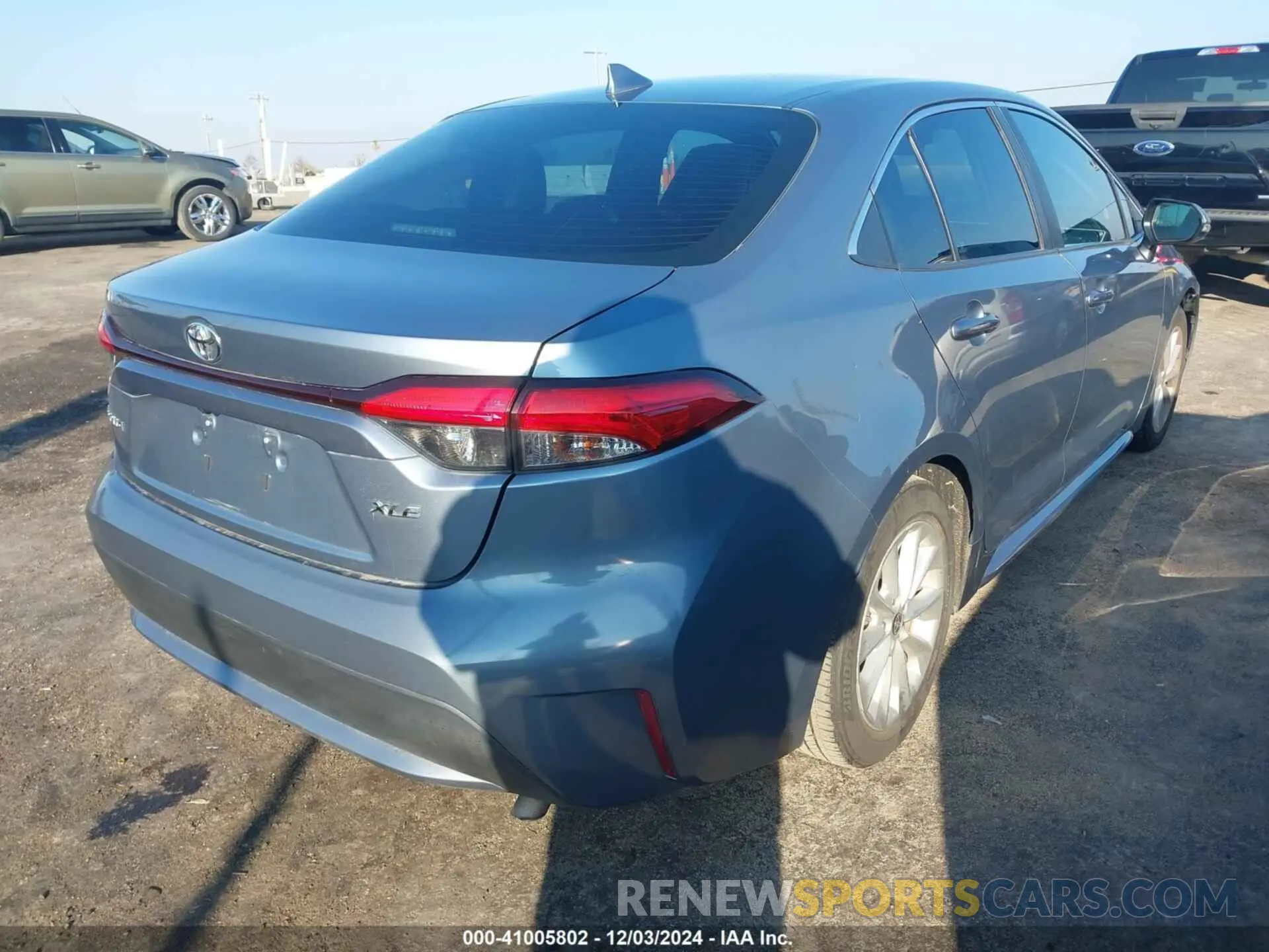4 fotografías del automóvil dañado 5YFFPMAE4MP270061 TOYOTA COROLLA 2021