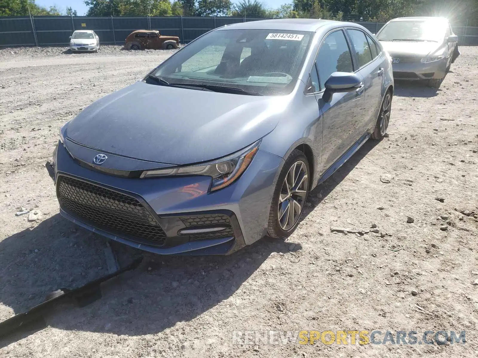 2 fotografías del automóvil dañado 5YFP4MCE2MP091625 TOYOTA COROLLA 2021