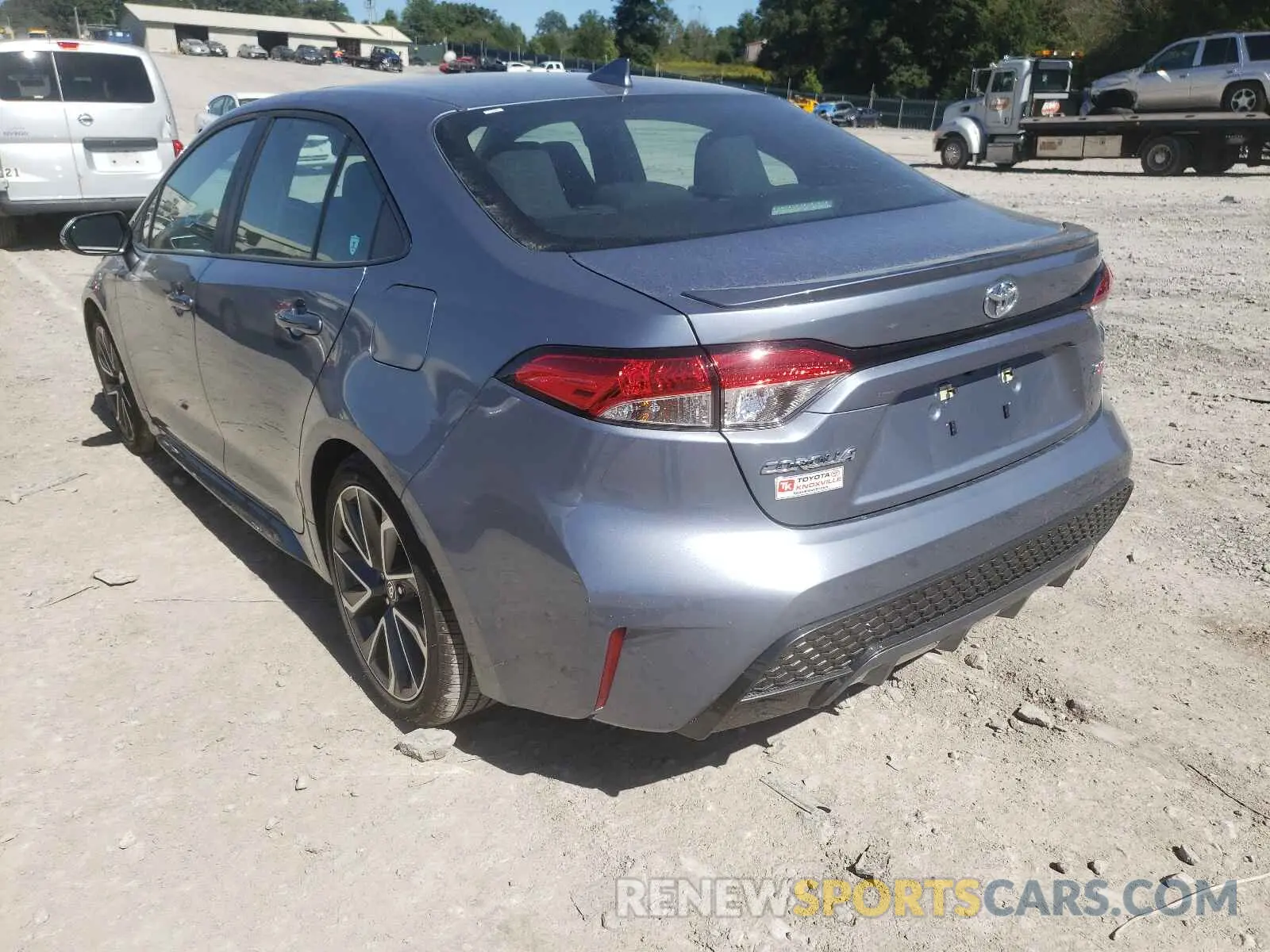 3 fotografías del automóvil dañado 5YFP4MCE2MP091625 TOYOTA COROLLA 2021