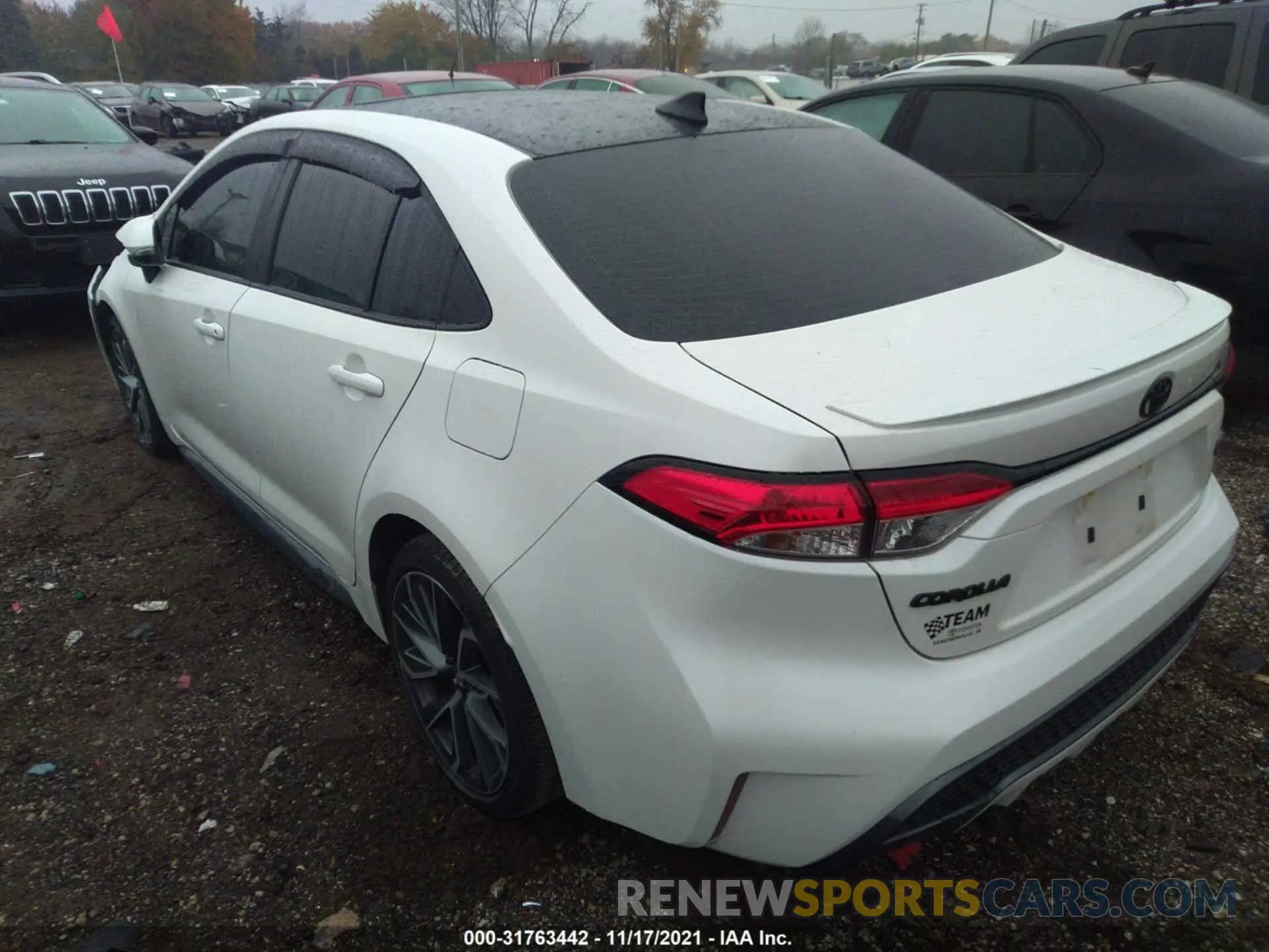 3 fotografías del automóvil dañado 5YFP4MCE3MP069195 TOYOTA COROLLA 2021