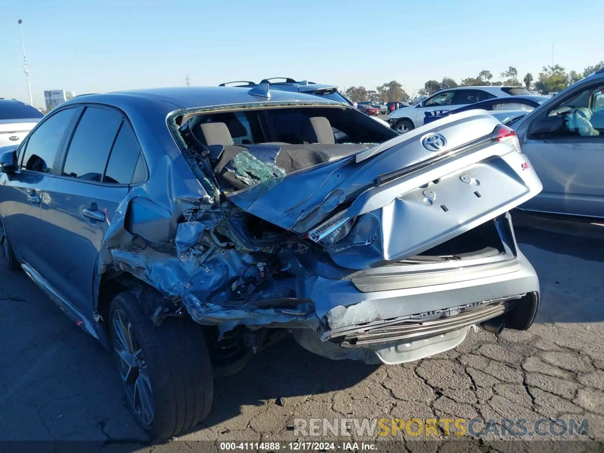 17 fotografías del automóvil dañado 5YFP4MCE5MP081932 TOYOTA COROLLA 2021