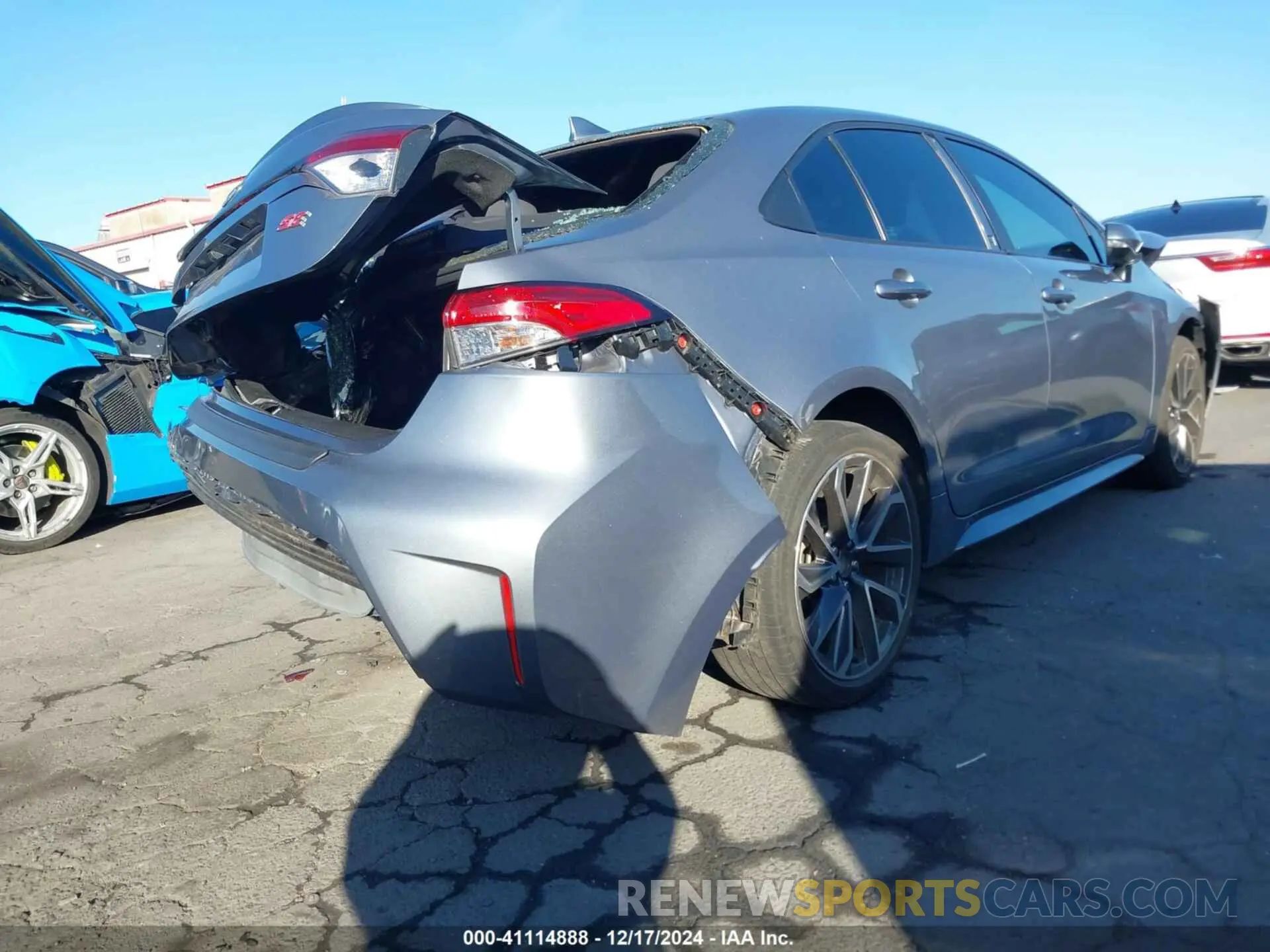4 fotografías del automóvil dañado 5YFP4MCE5MP081932 TOYOTA COROLLA 2021
