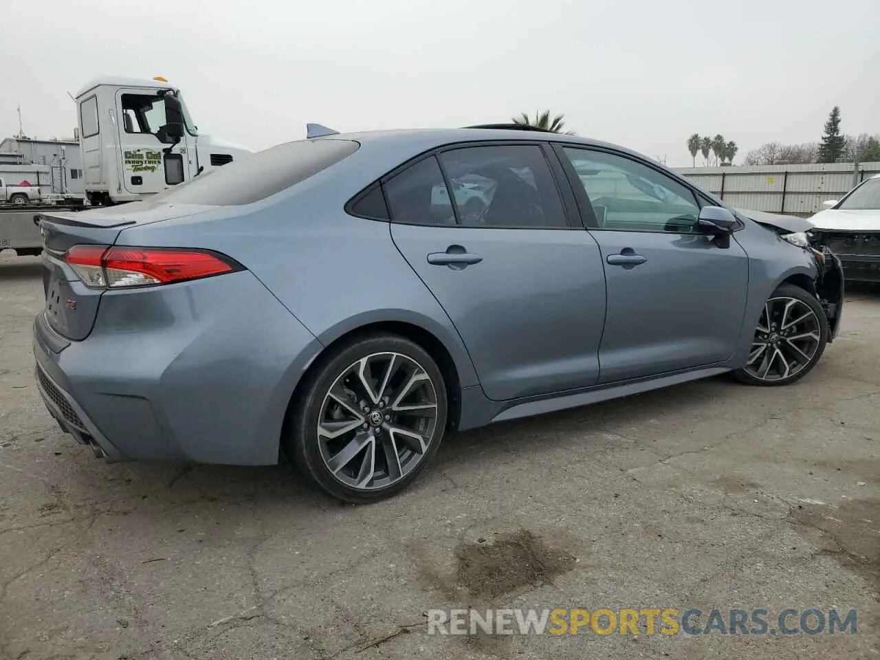 3 fotografías del automóvil dañado 5YFP4MCE7MP088011 TOYOTA COROLLA 2021