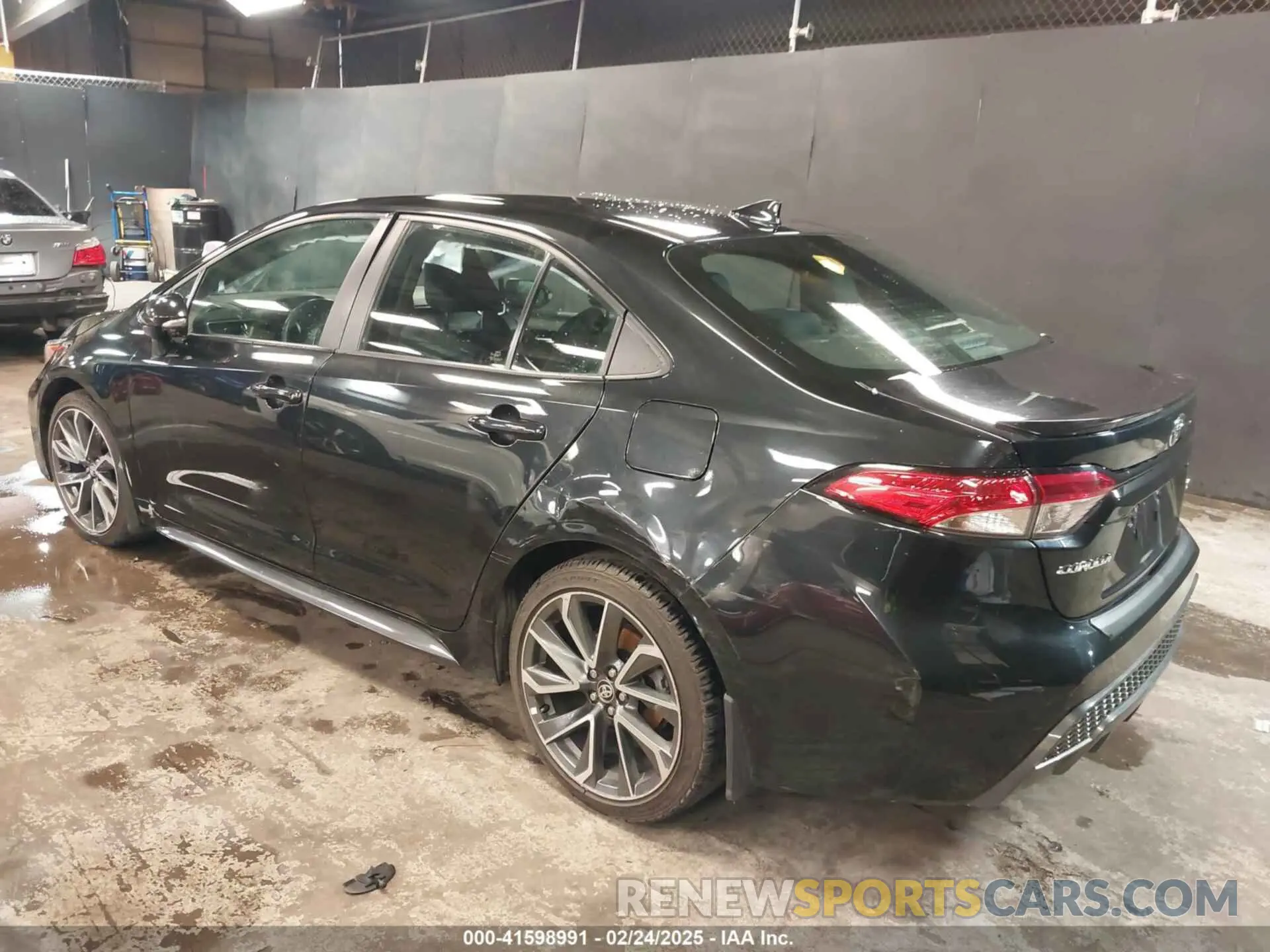 3 fotografías del automóvil dañado 5YFS4MCE0MP082531 TOYOTA COROLLA 2021