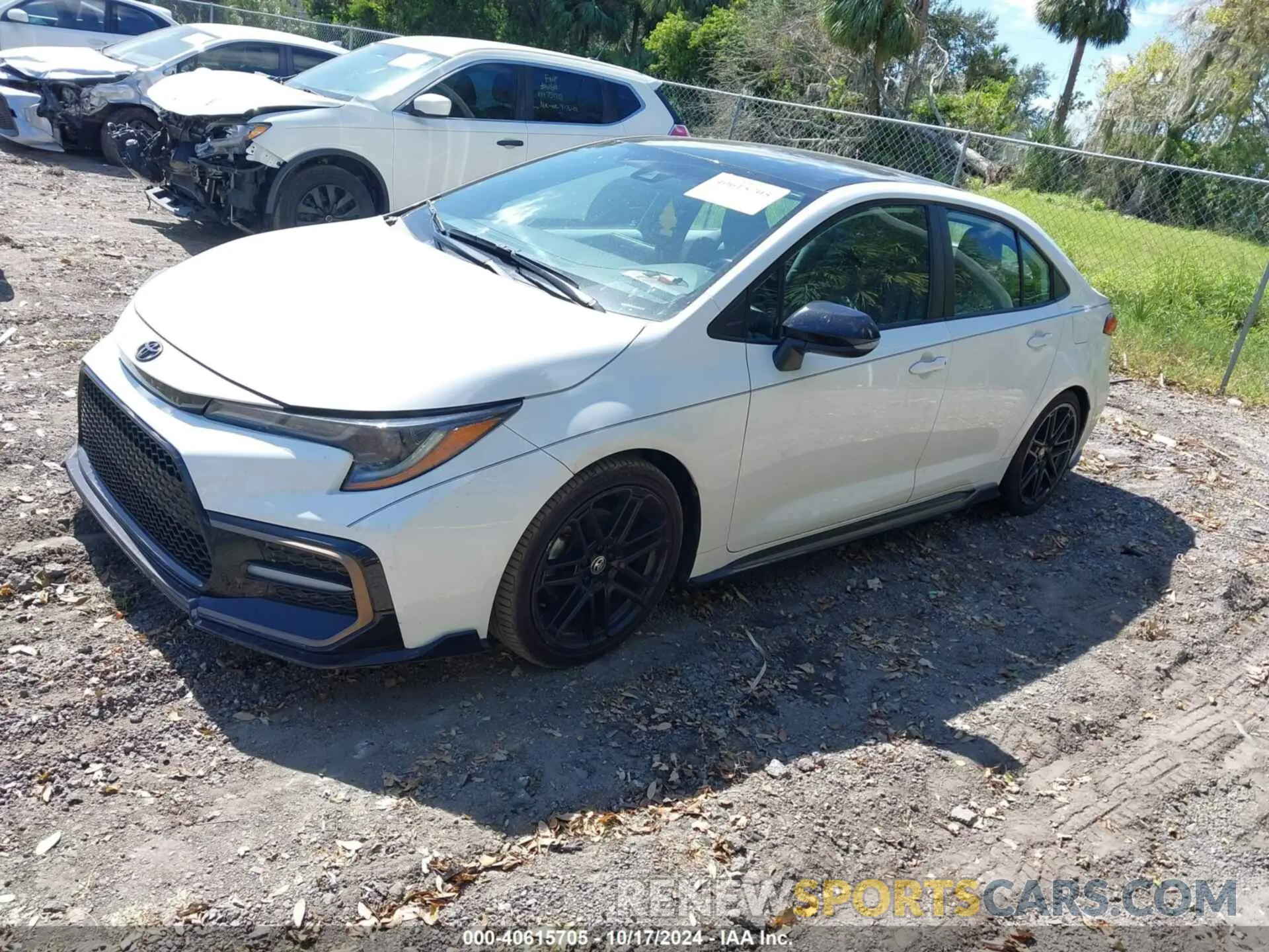 2 fotografías del automóvil dañado 5YFS4MCE0MP091102 TOYOTA COROLLA 2021