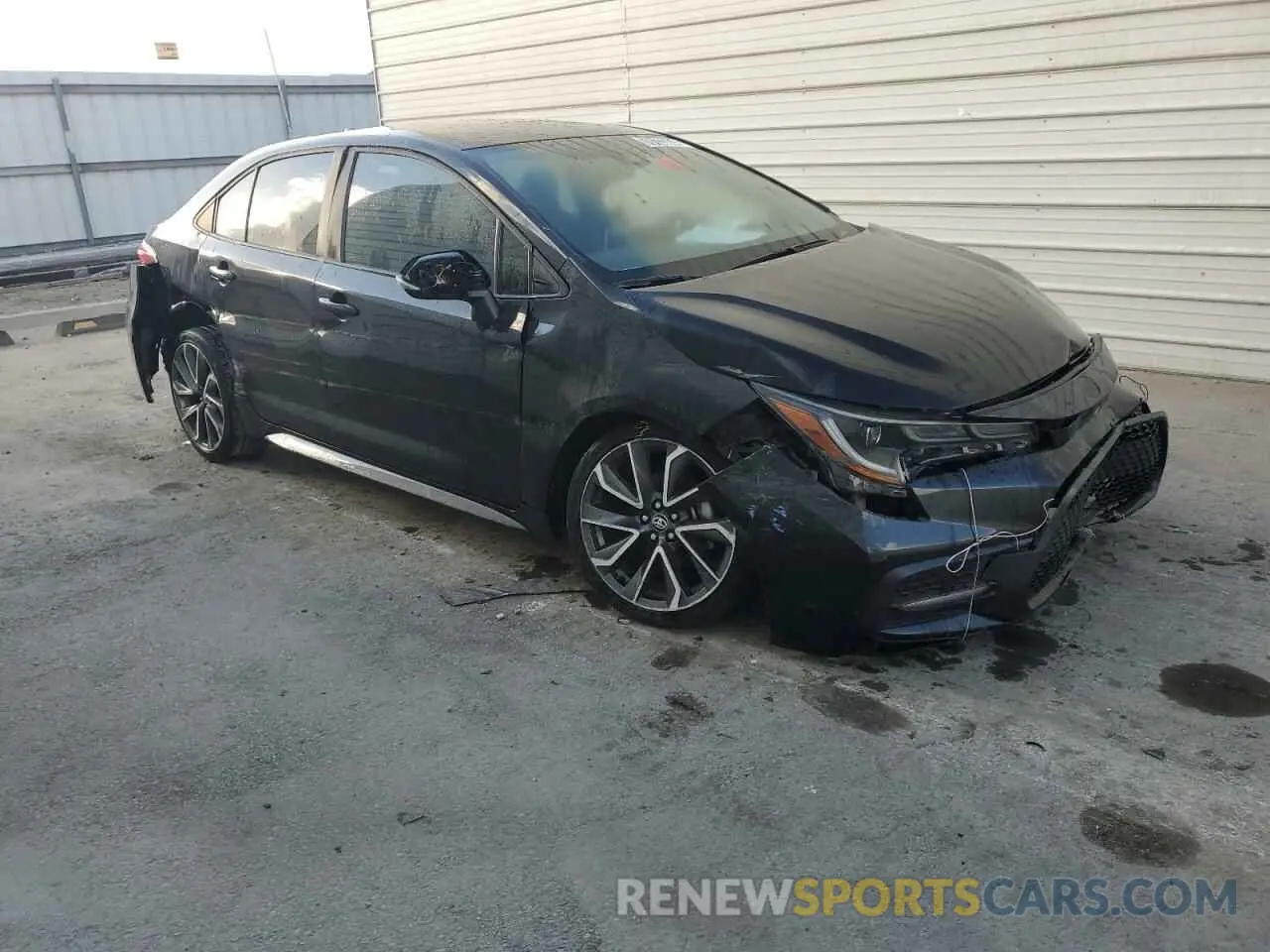 4 fotografías del automóvil dañado 5YFS4MCE1MP064734 TOYOTA COROLLA 2021