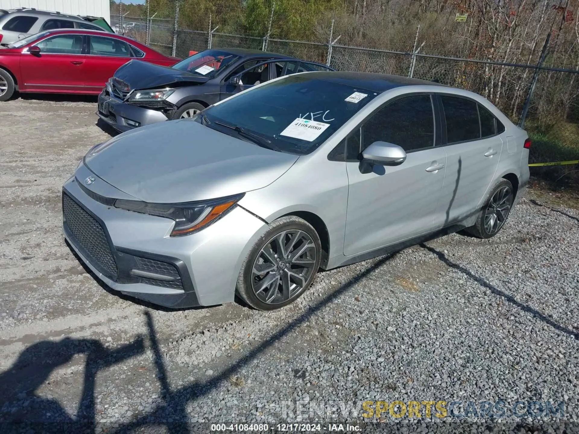 2 fotografías del automóvil dañado 5YFS4MCE1MP077953 TOYOTA COROLLA 2021