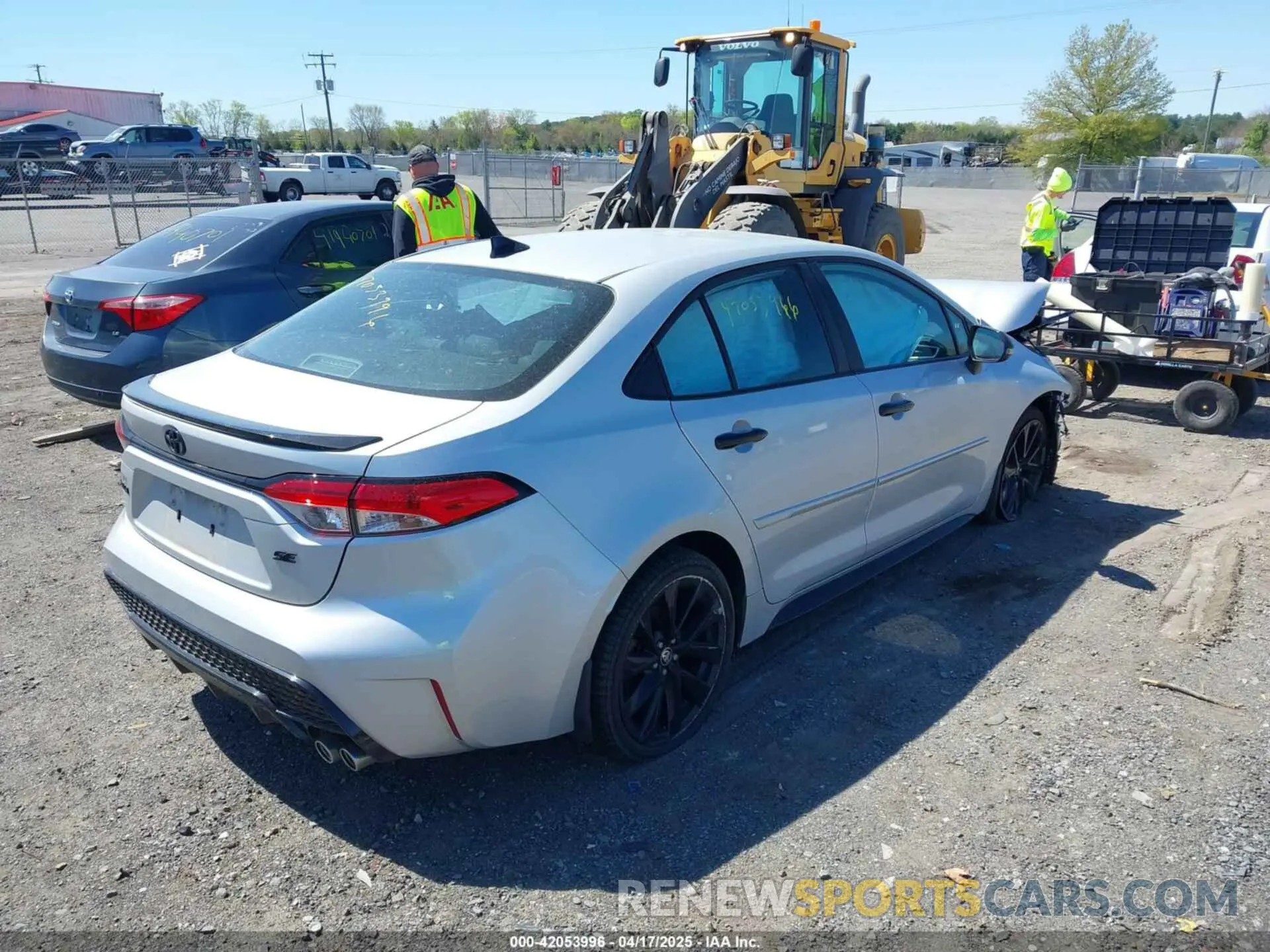 4 fotografías del automóvil dañado 5YFS4MCE1MP081159 TOYOTA COROLLA 2021
