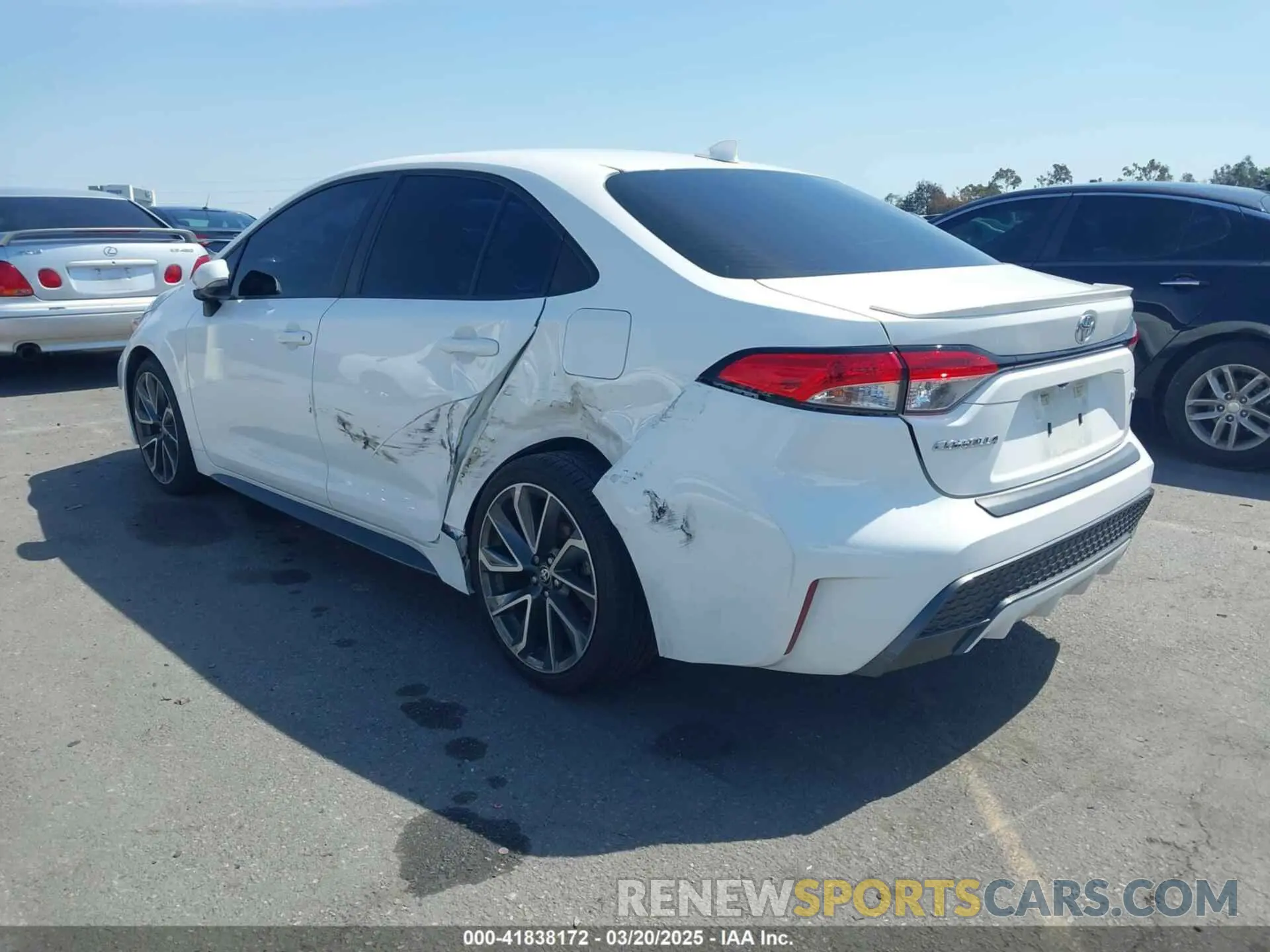 3 fotografías del automóvil dañado 5YFS4MCE2MP068307 TOYOTA COROLLA 2021