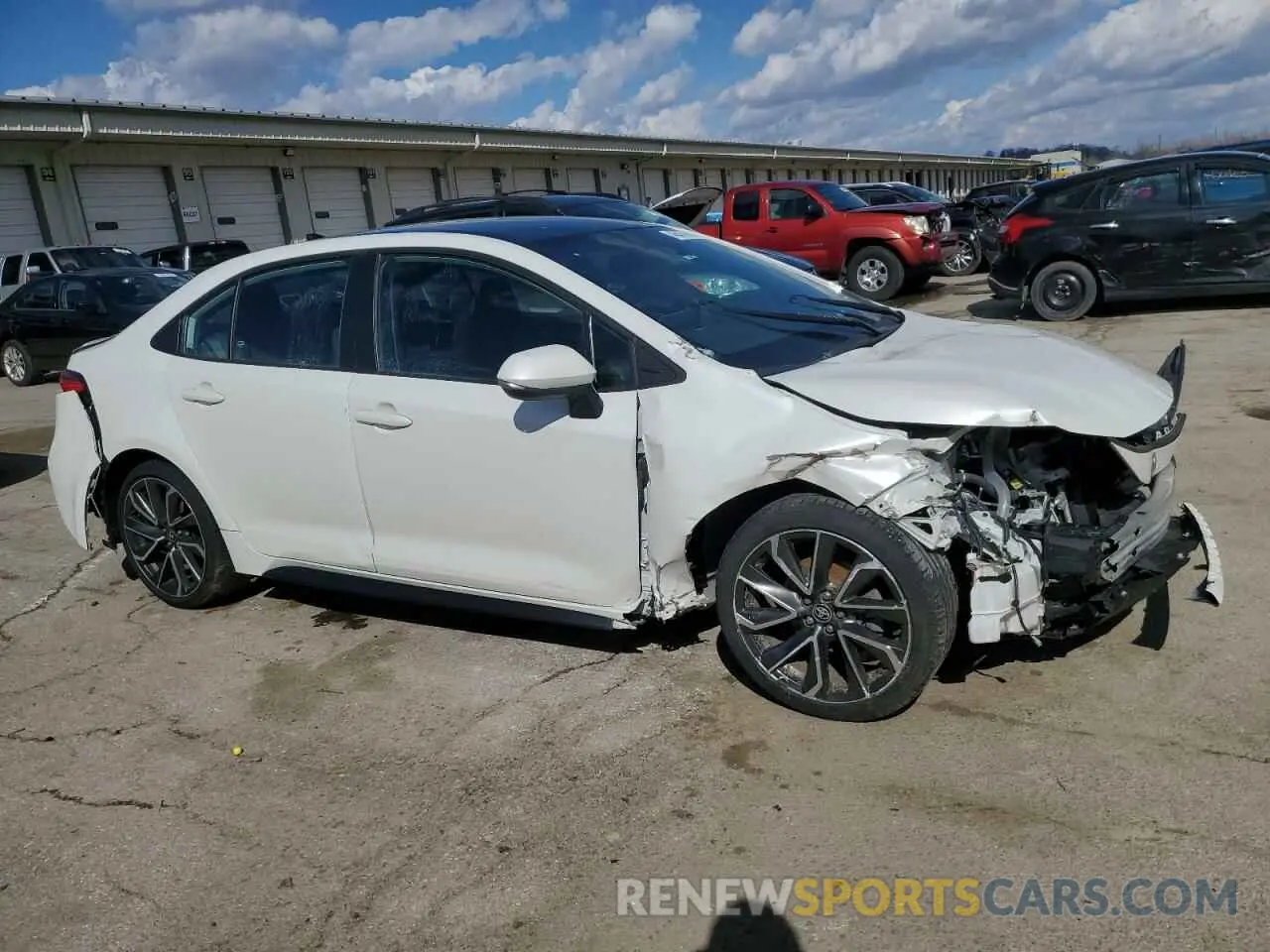 4 fotografías del automóvil dañado 5YFS4MCE2MP072261 TOYOTA COROLLA 2021