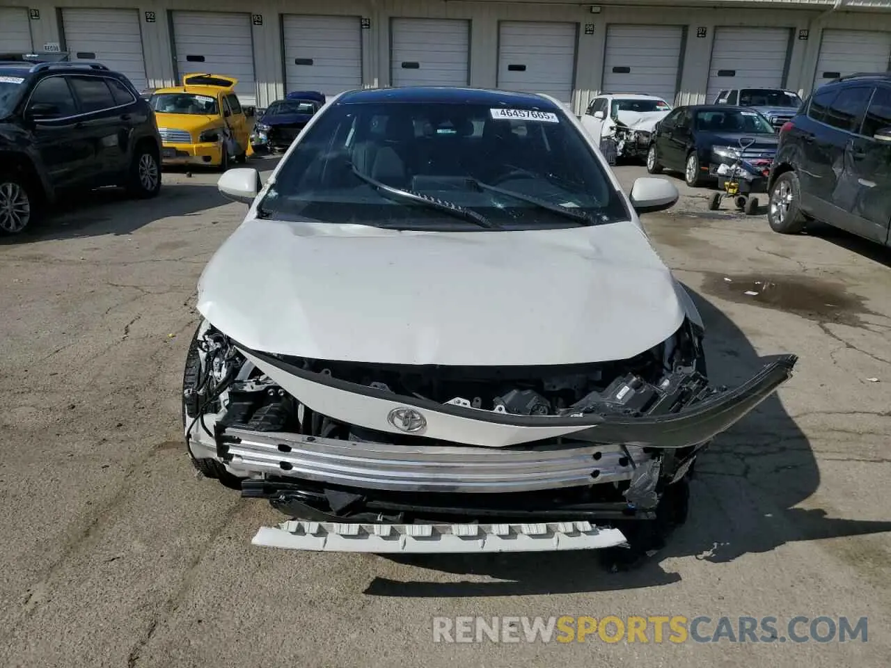 5 fotografías del automóvil dañado 5YFS4MCE2MP072261 TOYOTA COROLLA 2021