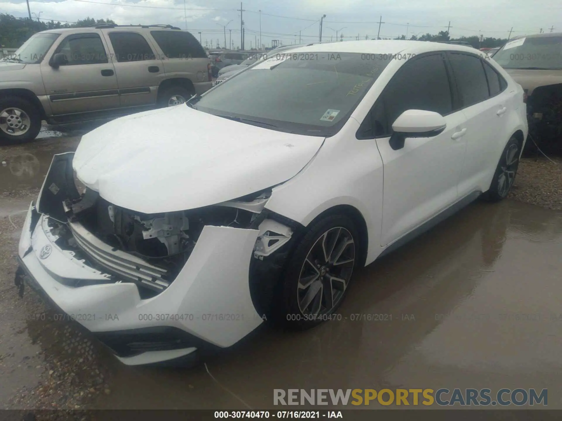 2 fotografías del automóvil dañado 5YFS4MCE2MP079226 TOYOTA COROLLA 2021