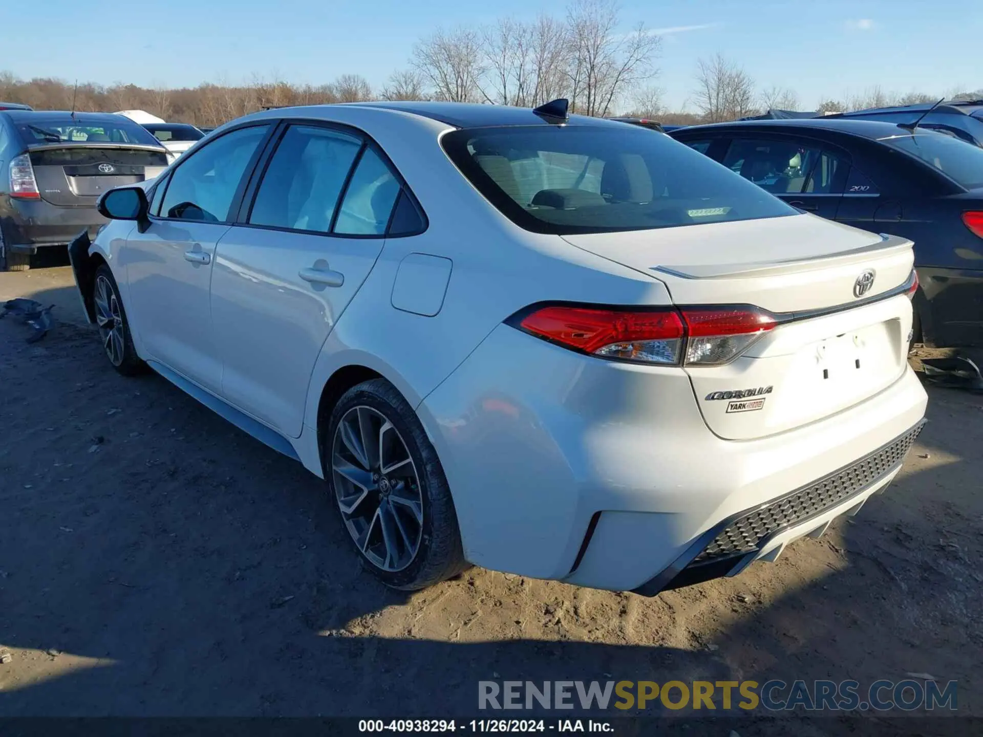3 fotografías del automóvil dañado 5YFS4MCE2MP097239 TOYOTA COROLLA 2021