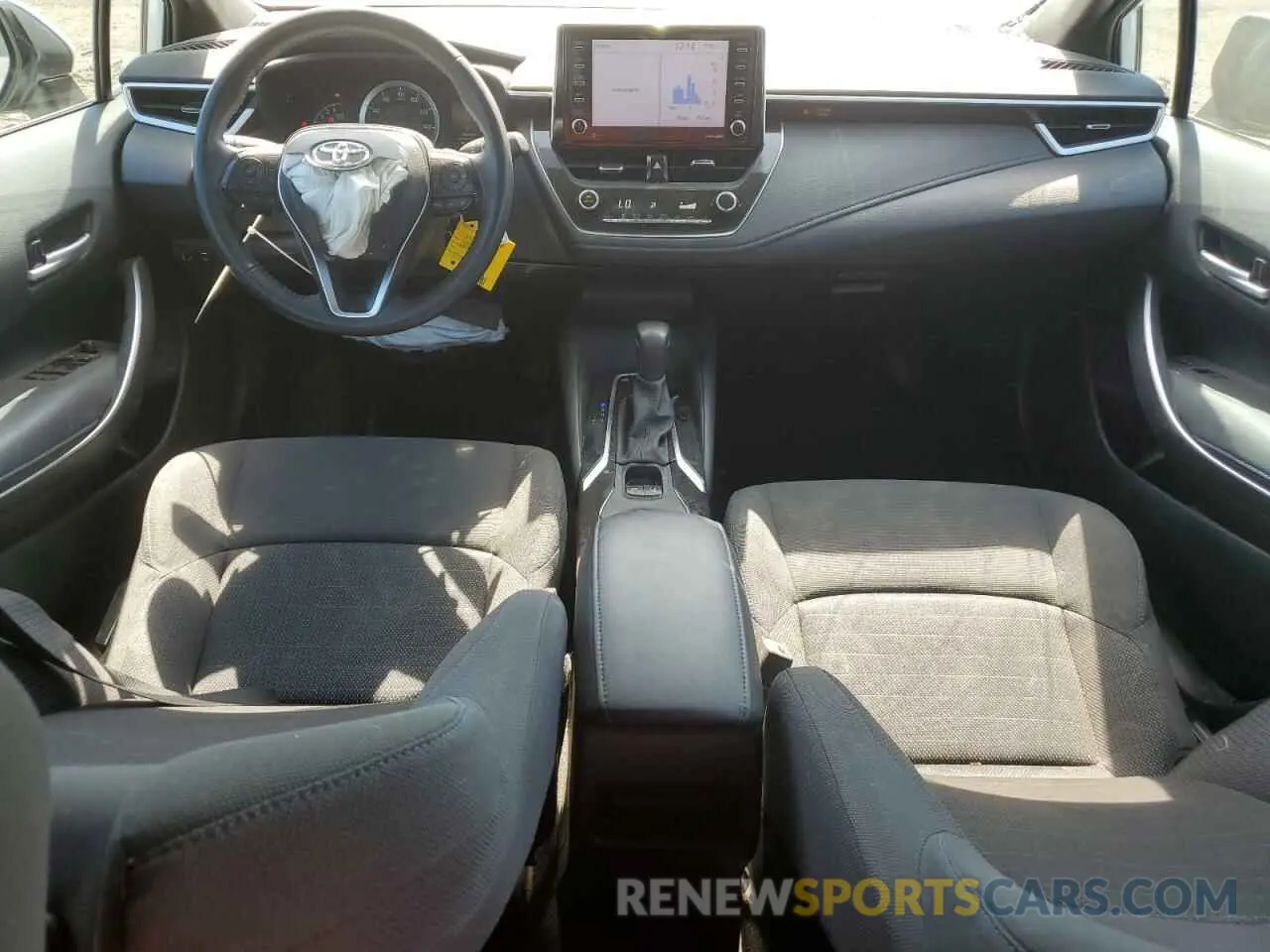 8 fotografías del automóvil dañado 5YFS4MCE3MP065884 TOYOTA COROLLA 2021