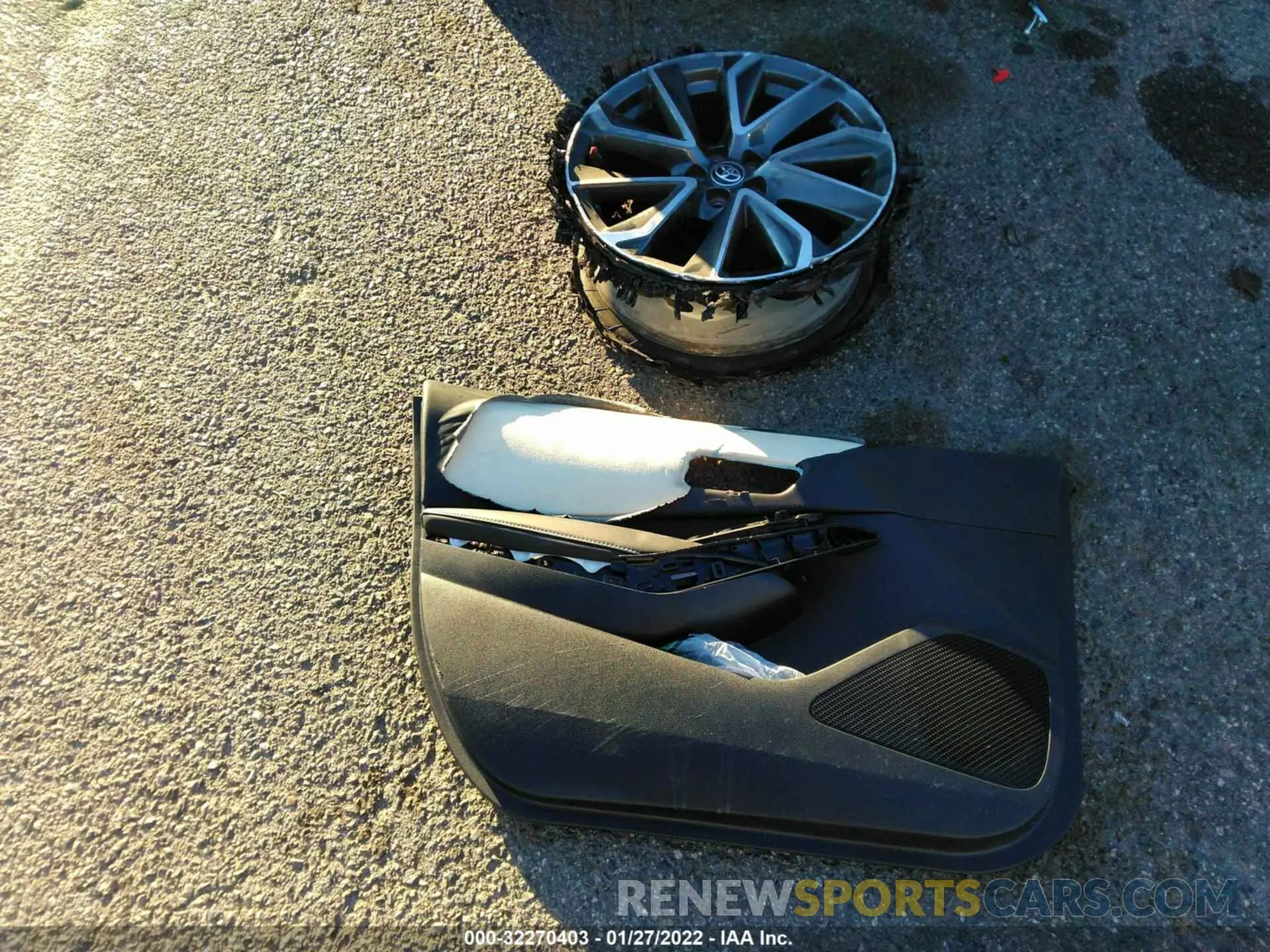 12 fotografías del automóvil dañado 5YFS4MCE3MP076576 TOYOTA COROLLA 2021
