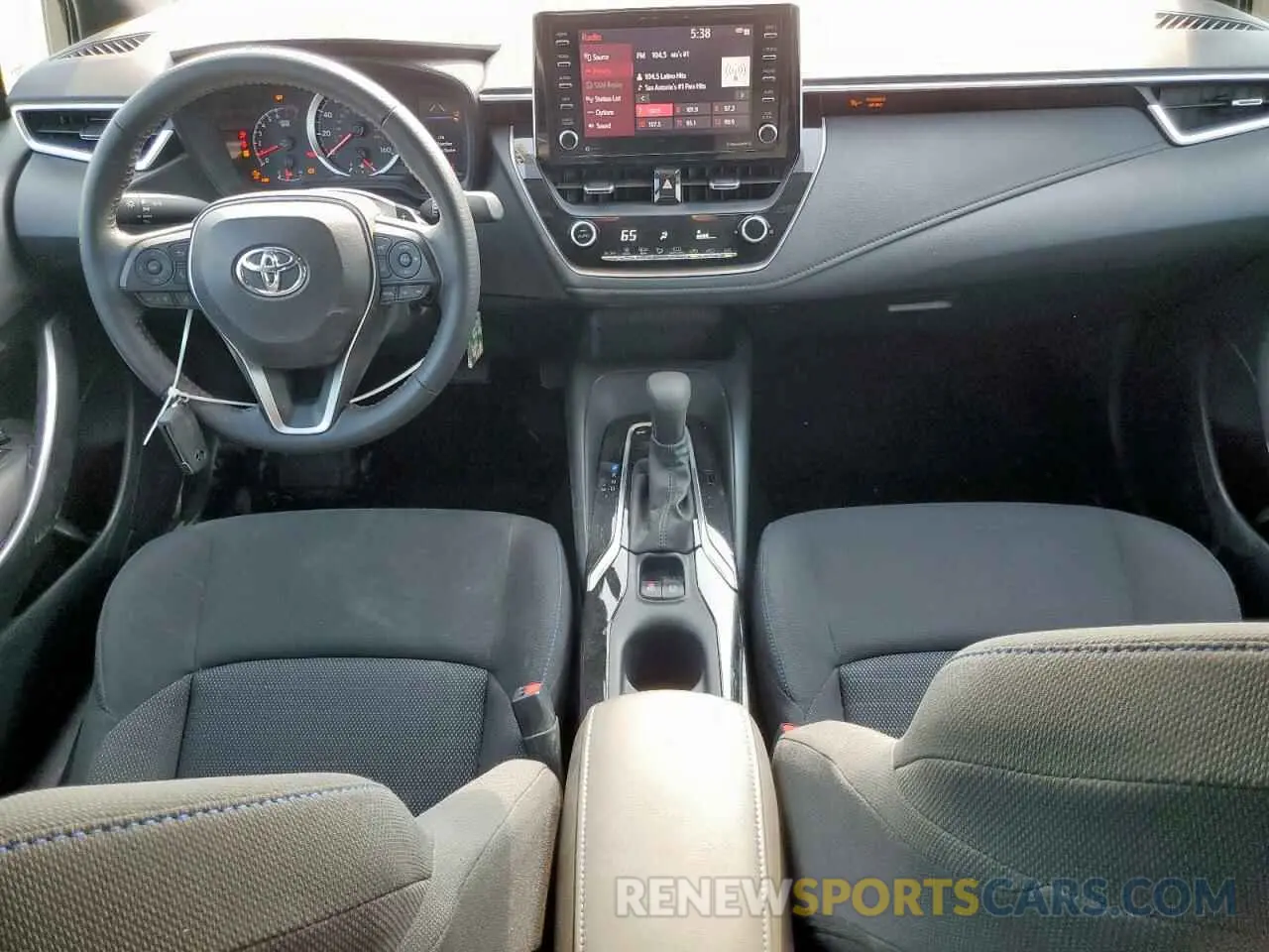 8 fotografías del automóvil dañado 5YFS4MCE4MP070608 TOYOTA COROLLA 2021
