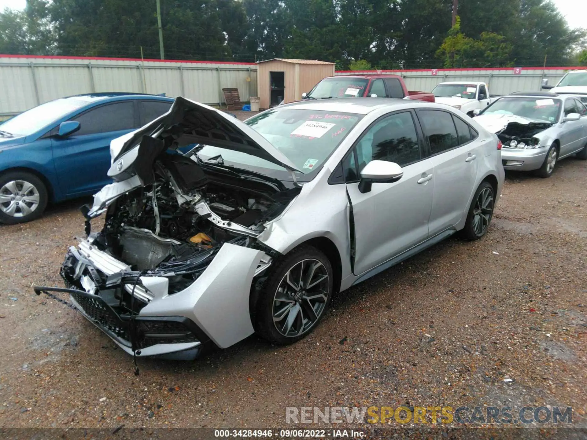 2 fotografías del automóvil dañado 5YFS4MCE4MP073783 TOYOTA COROLLA 2021