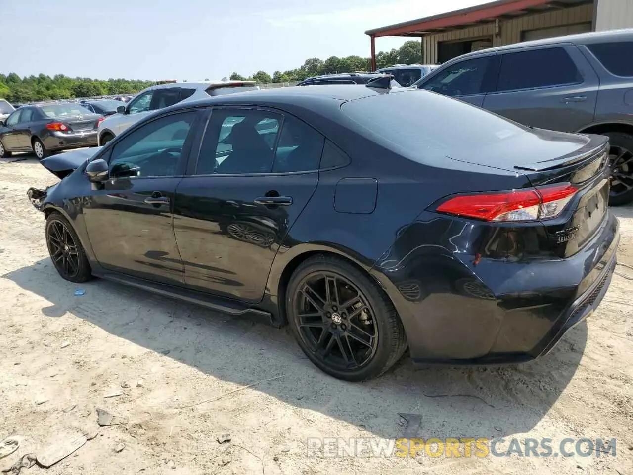 2 fotografías del automóvil dañado 5YFS4MCE5MP073517 TOYOTA COROLLA 2021