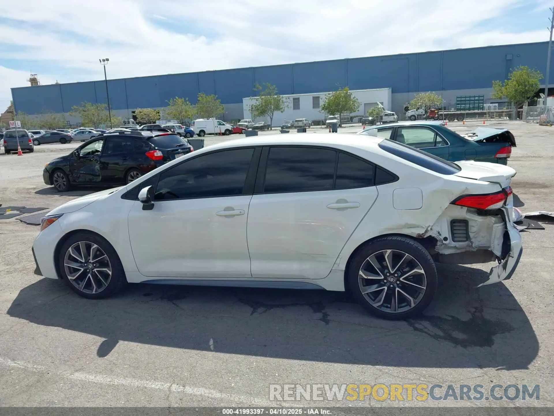 15 fotografías del automóvil dañado 5YFS4MCE5MP079740 TOYOTA COROLLA 2021