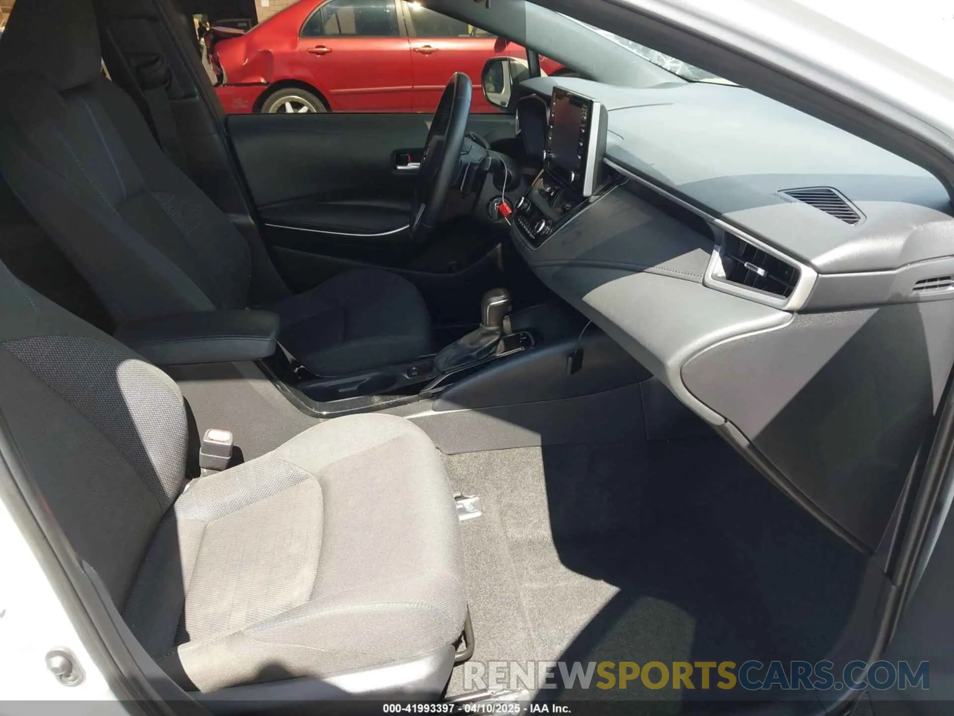 5 fotografías del automóvil dañado 5YFS4MCE5MP079740 TOYOTA COROLLA 2021