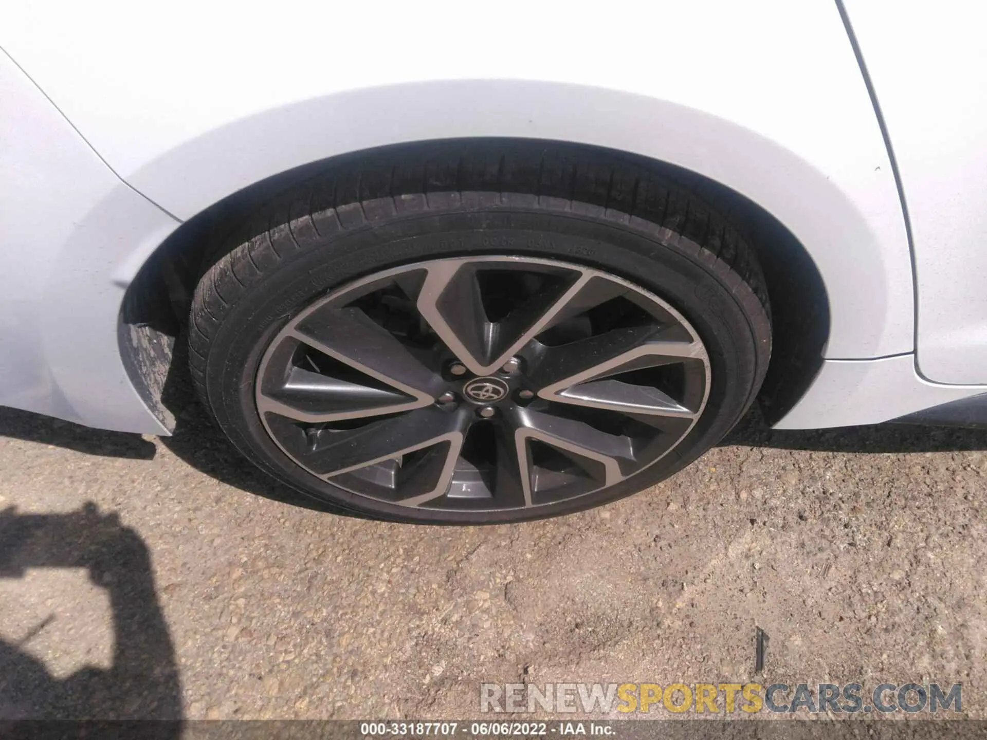 15 fotografías del automóvil dañado 5YFS4MCE5MP086140 TOYOTA COROLLA 2021