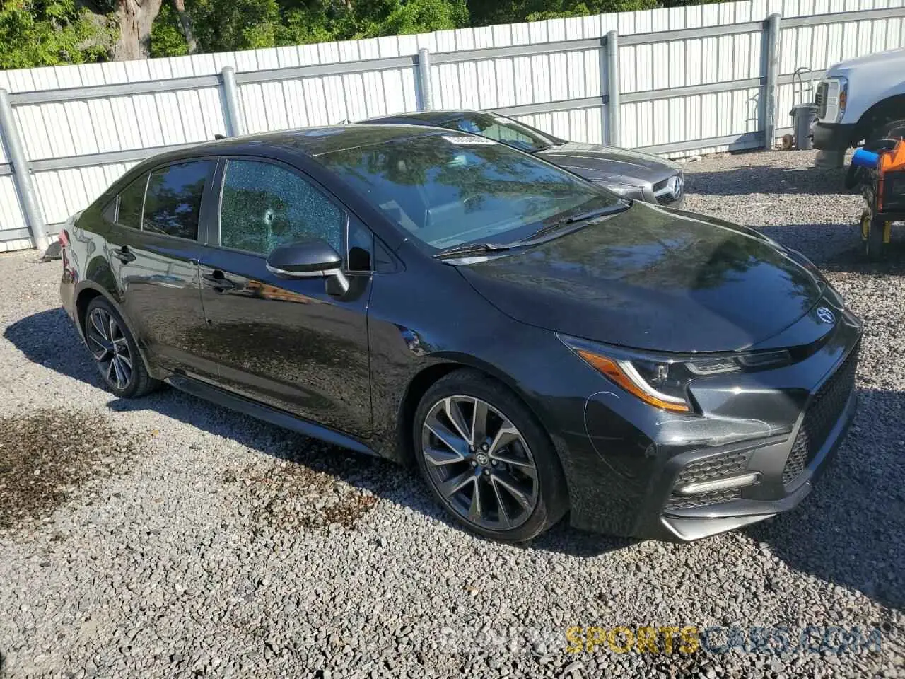 4 fotografías del automóvil dañado 5YFS4MCE5MP086512 TOYOTA COROLLA 2021