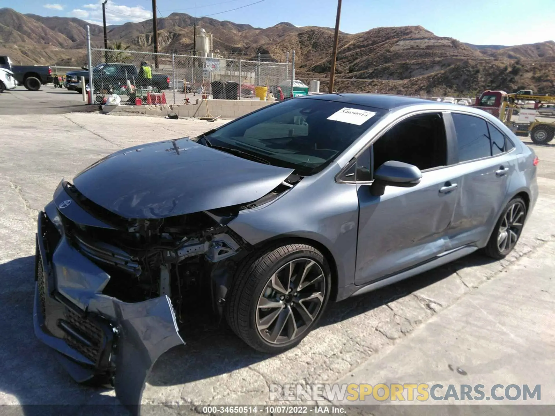 2 fotografías del automóvil dañado 5YFS4MCE5MP089703 TOYOTA COROLLA 2021