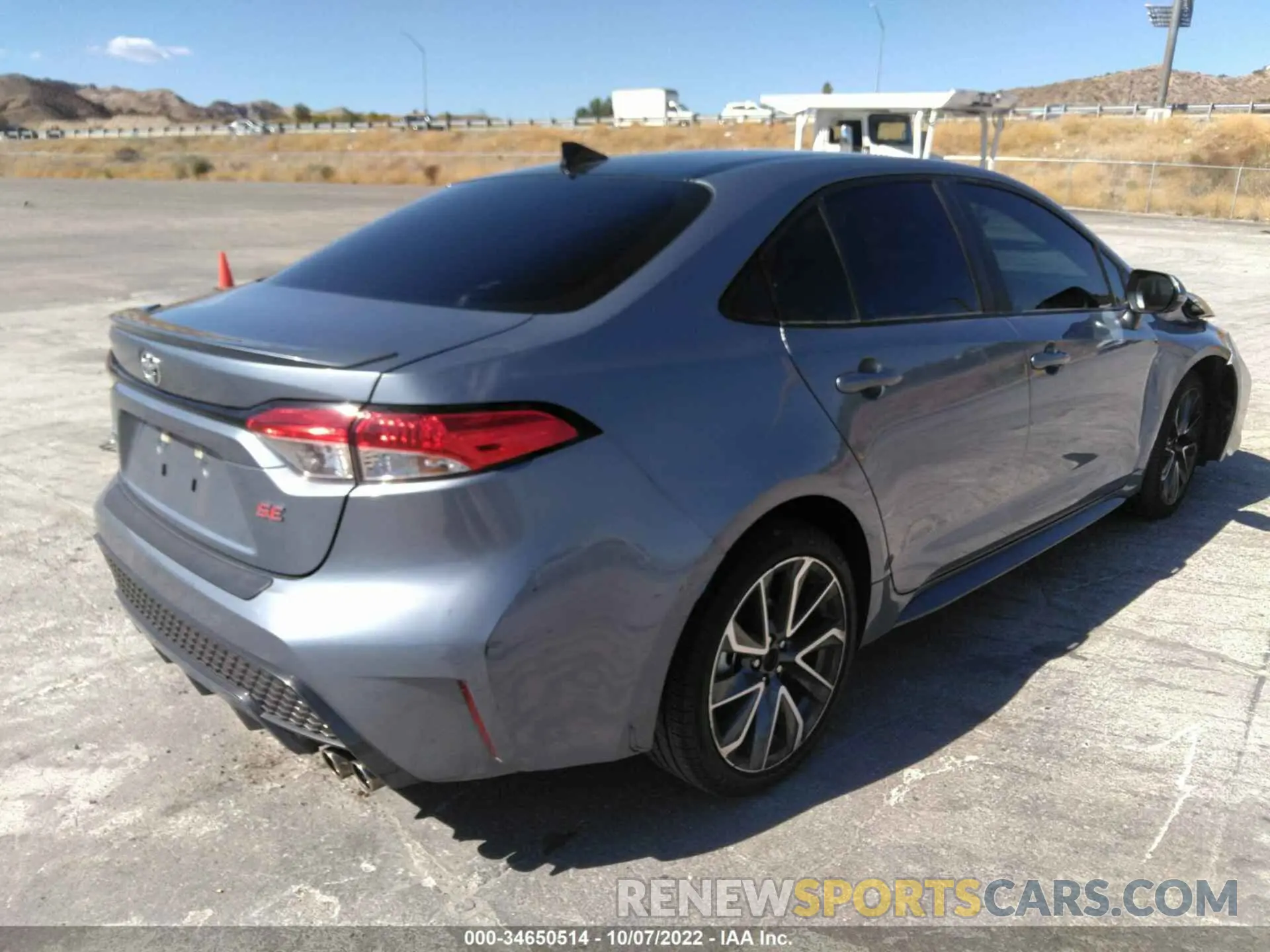 4 fotografías del automóvil dañado 5YFS4MCE5MP089703 TOYOTA COROLLA 2021