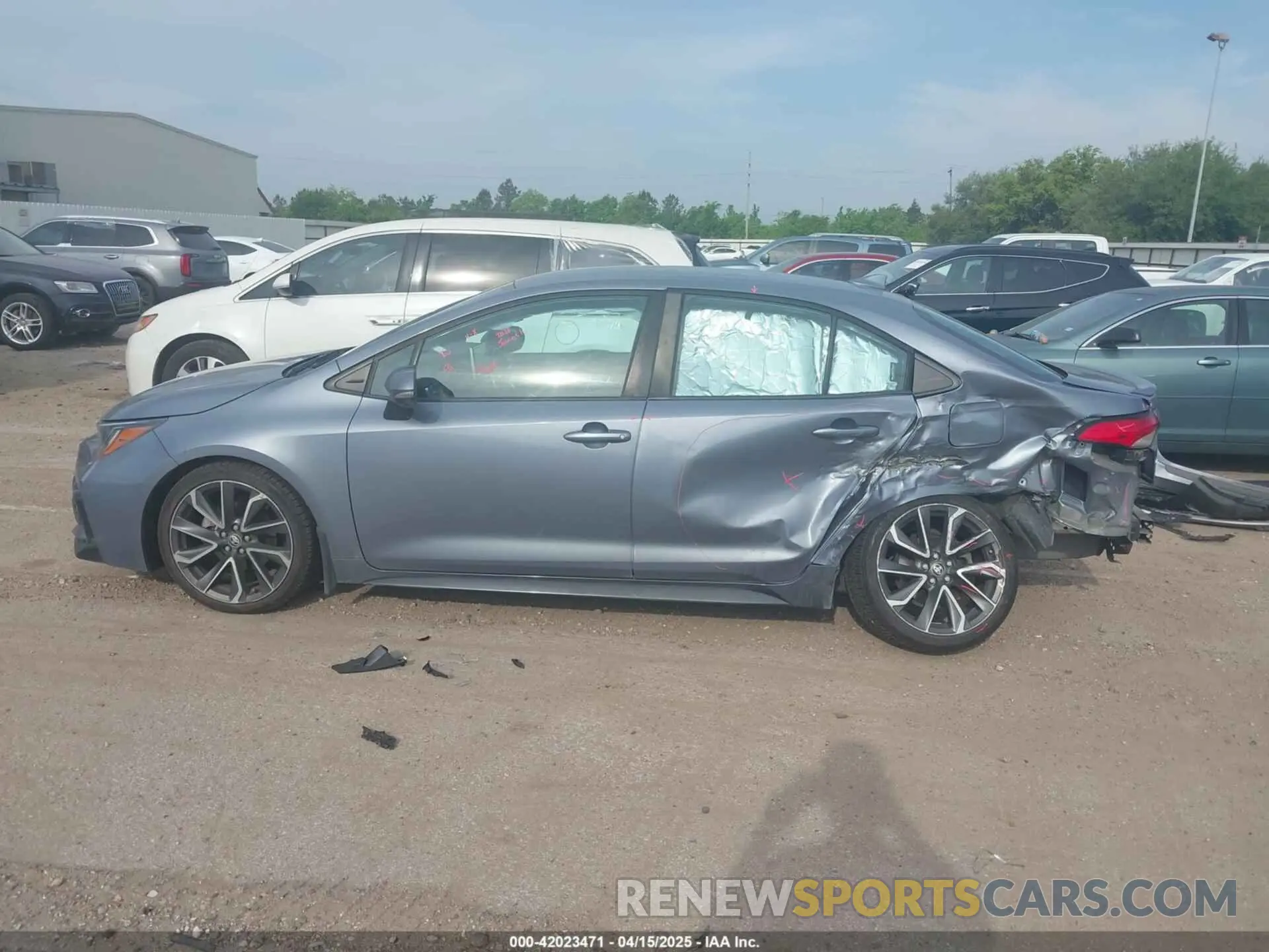 14 fotografías del automóvil dañado 5YFS4MCE5MP094545 TOYOTA COROLLA 2021