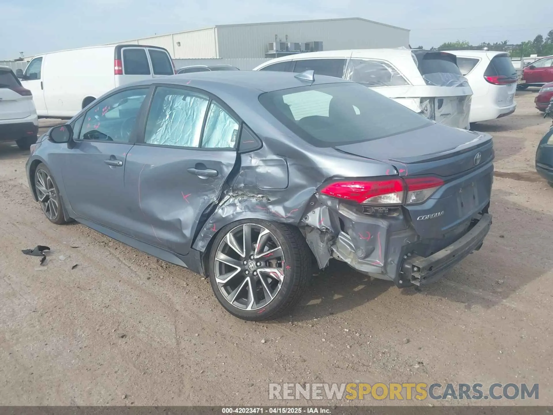 3 fotografías del automóvil dañado 5YFS4MCE5MP094545 TOYOTA COROLLA 2021