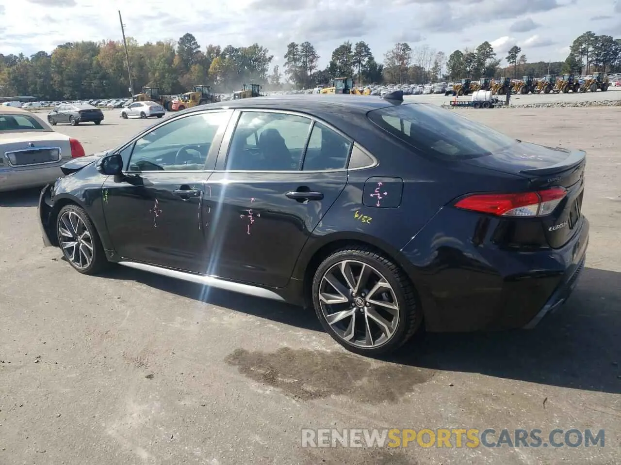 2 fotografías del automóvil dañado 5YFS4MCE6MP058007 TOYOTA COROLLA 2021