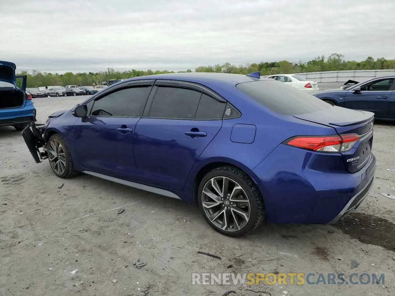 2 fotografías del automóvil dañado 5YFS4MCE6MP067872 TOYOTA COROLLA 2021