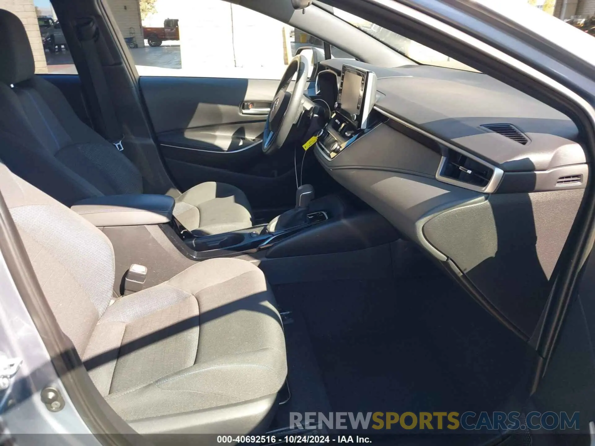 5 fotografías del automóvil dañado 5YFS4MCE6MP075311 TOYOTA COROLLA 2021