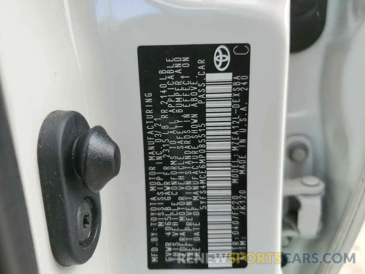 12 fotografías del automóvil dañado 5YFS4MCE6MP085515 TOYOTA COROLLA 2021