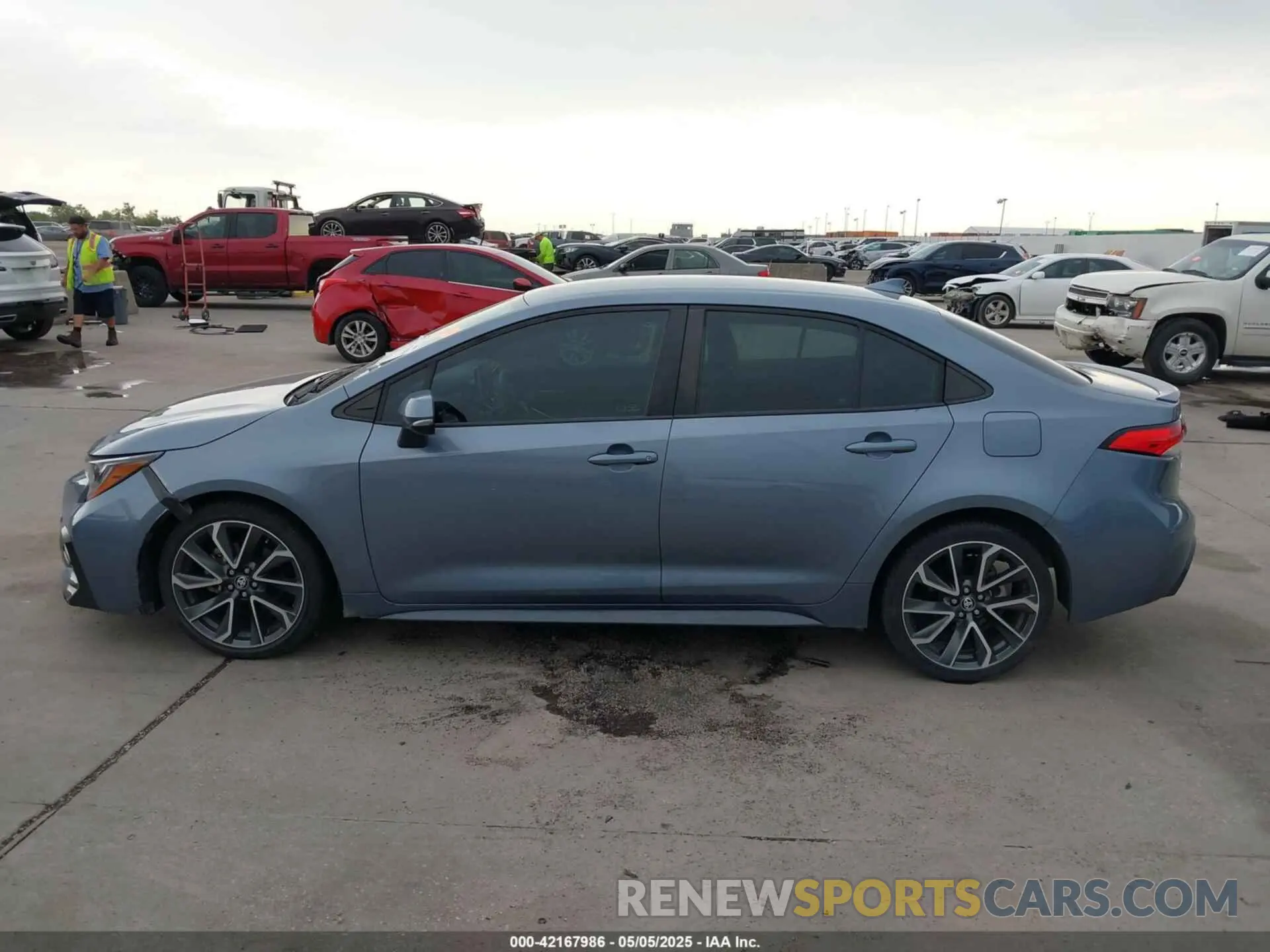14 fotografías del automóvil dañado 5YFS4MCE7MP084258 TOYOTA COROLLA 2021