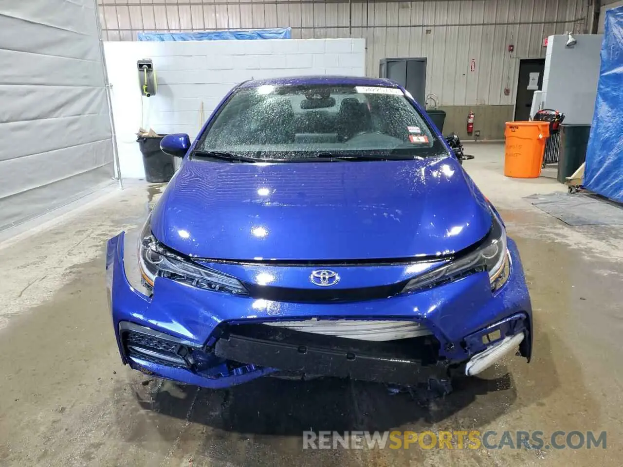 5 fotografías del automóvil dañado 5YFS4MCE8MP061426 TOYOTA COROLLA 2021