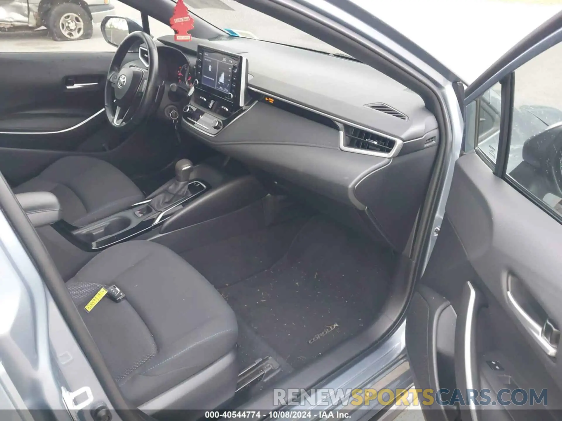 5 fotografías del automóvil dañado 5YFS4MCE8MP063449 TOYOTA COROLLA 2021