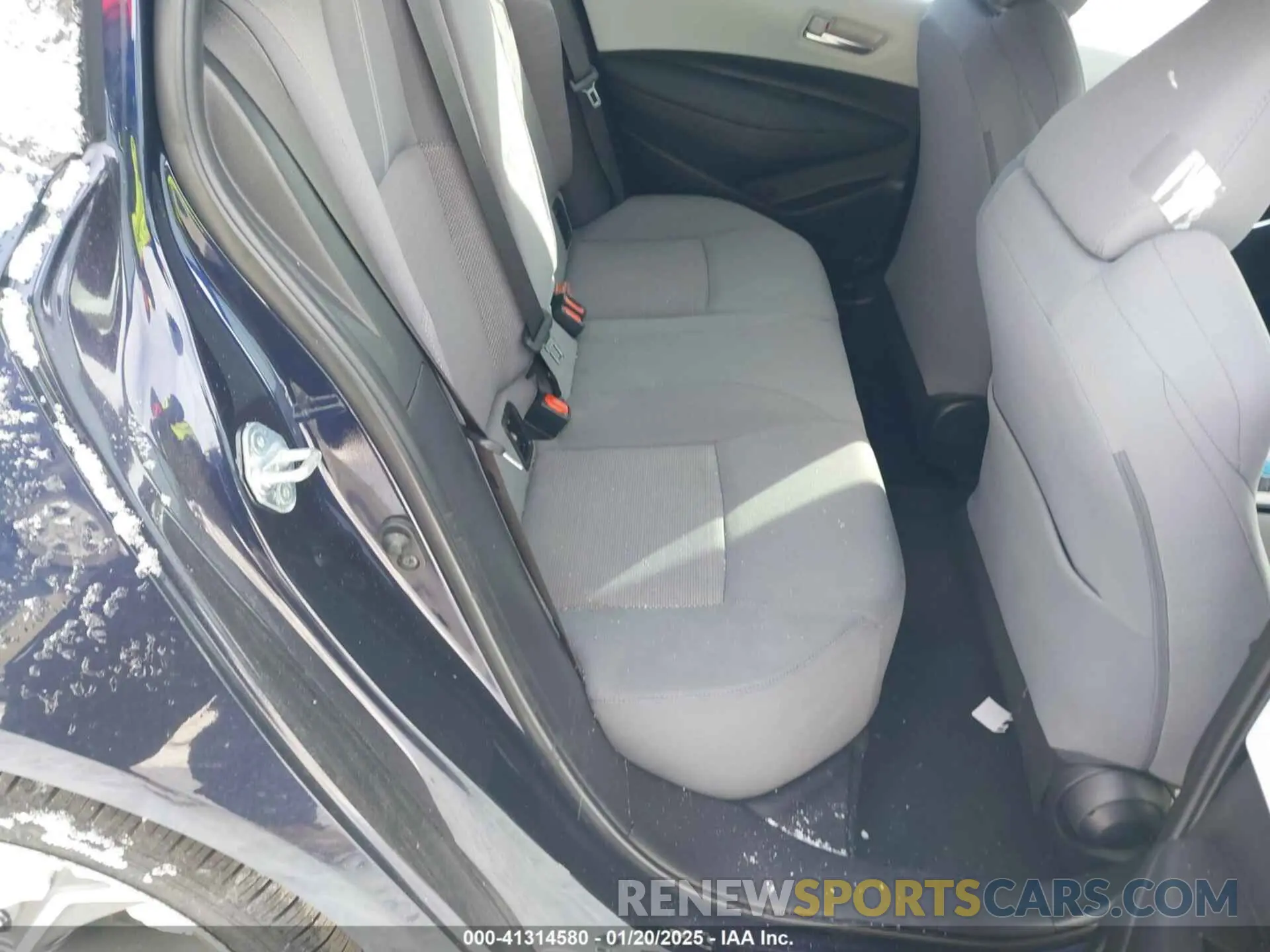 8 fotografías del automóvil dañado 5YFS4MCE8MP066965 TOYOTA COROLLA 2021