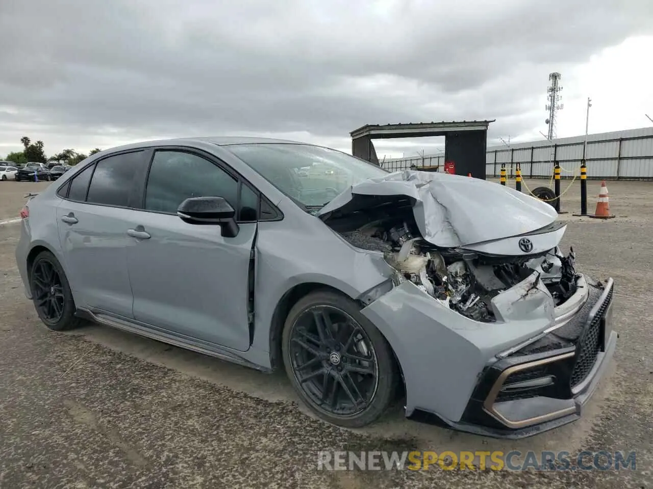 4 fotografías del automóvil dañado 5YFS4MCE8MP083250 TOYOTA COROLLA 2021