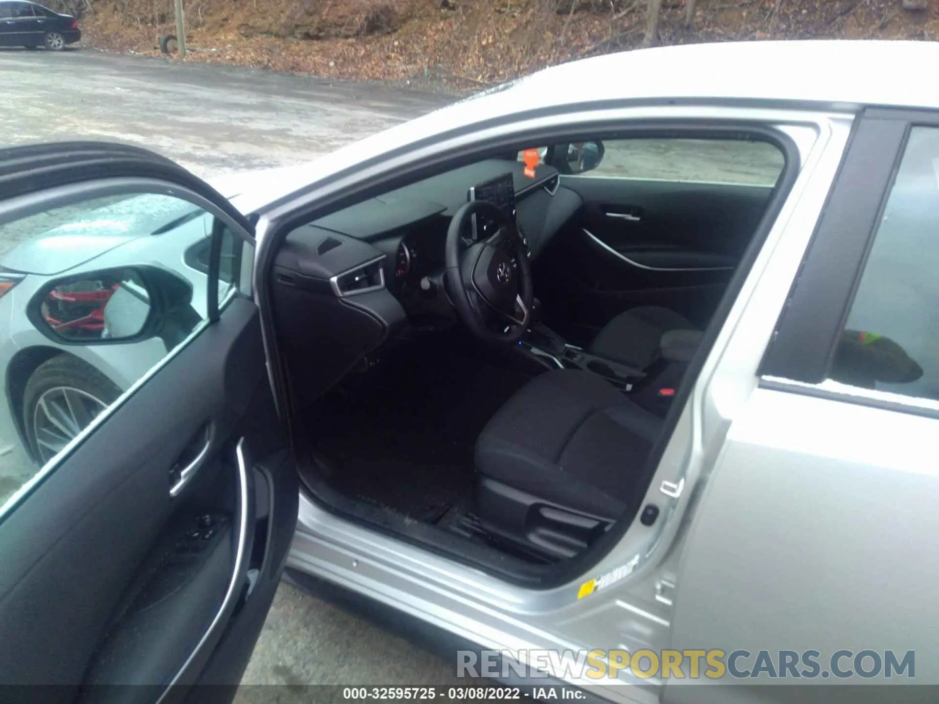 5 fotografías del automóvil dañado 5YFS4MCE9MP061998 TOYOTA COROLLA 2021