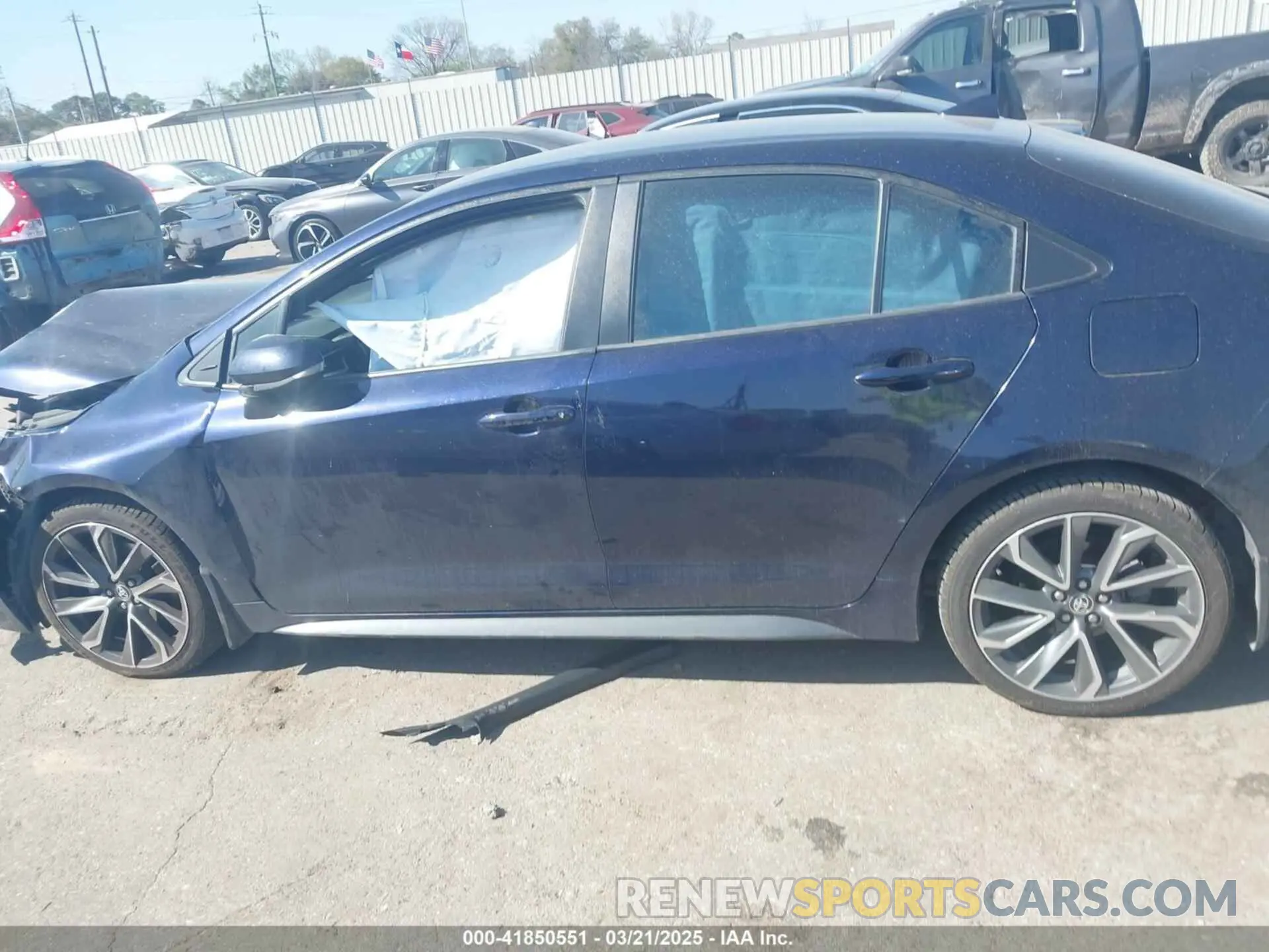 14 fotografías del automóvil dañado 5YFS4MCE9MP072841 TOYOTA COROLLA 2021